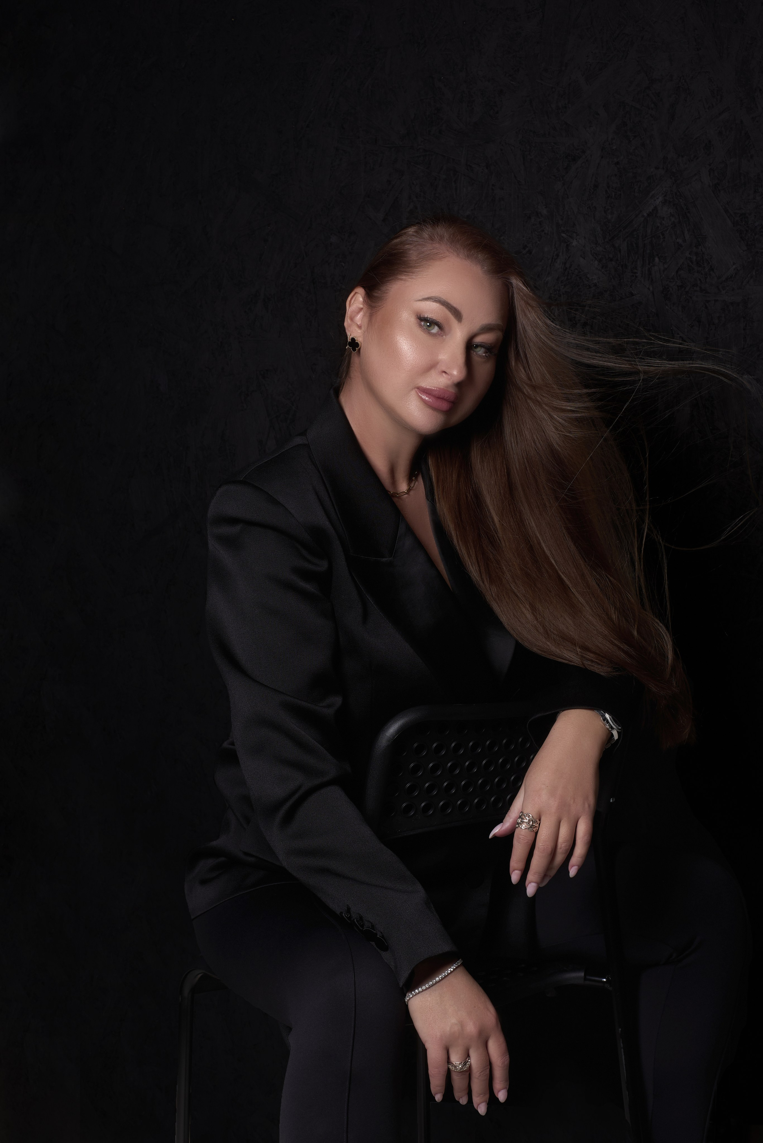 Profesjonalna Sesja Biznesowa i Wizerunkowa – Zdjęcia, które Podkreślą Twój Sukces. Portrait & Fashion Photographer | Сannes, Paris, Monaco, Dubai, Kyiv — - Alisa Postnykova