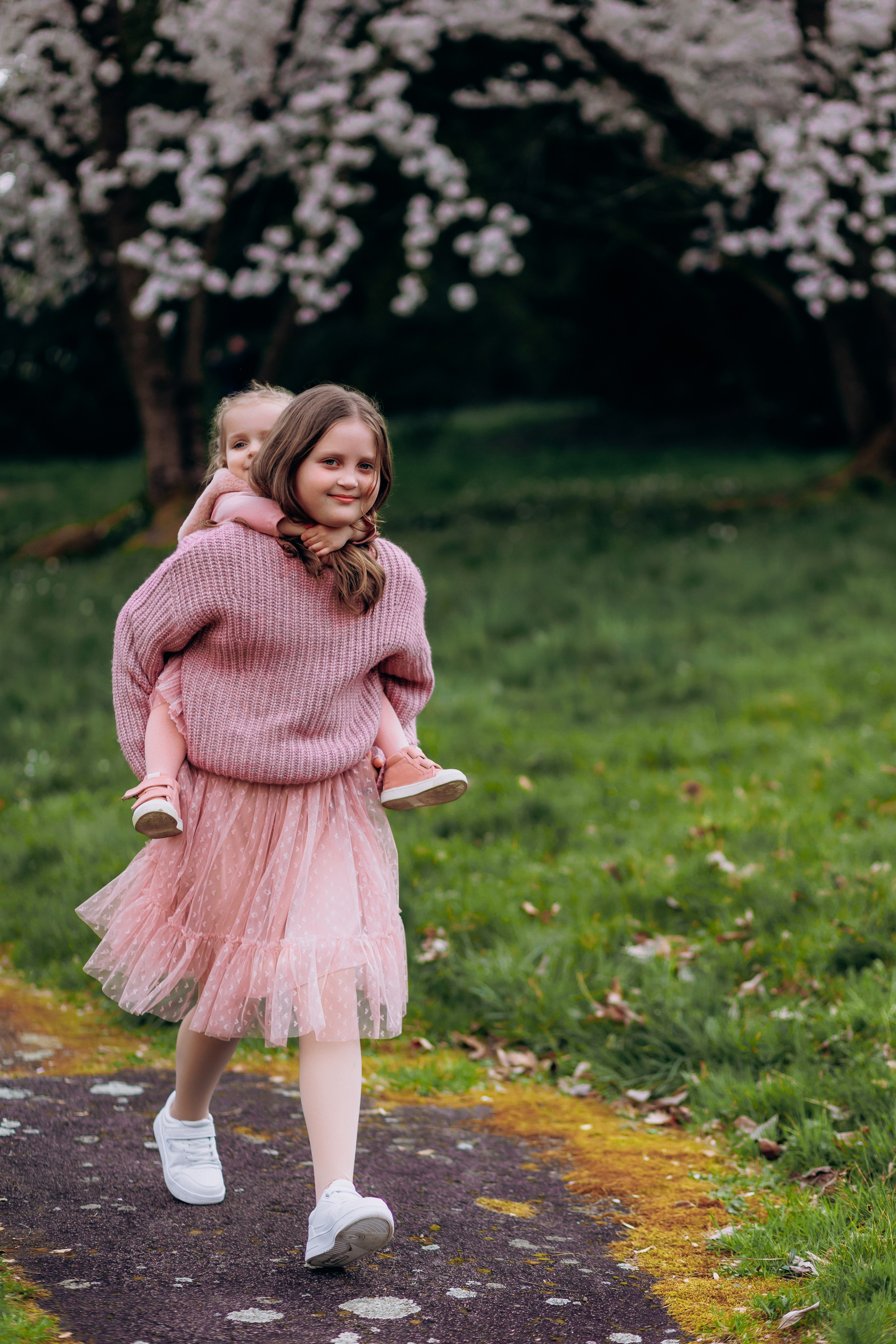 Tatiana, Alisa, Daria. Wedding and Family Photograph