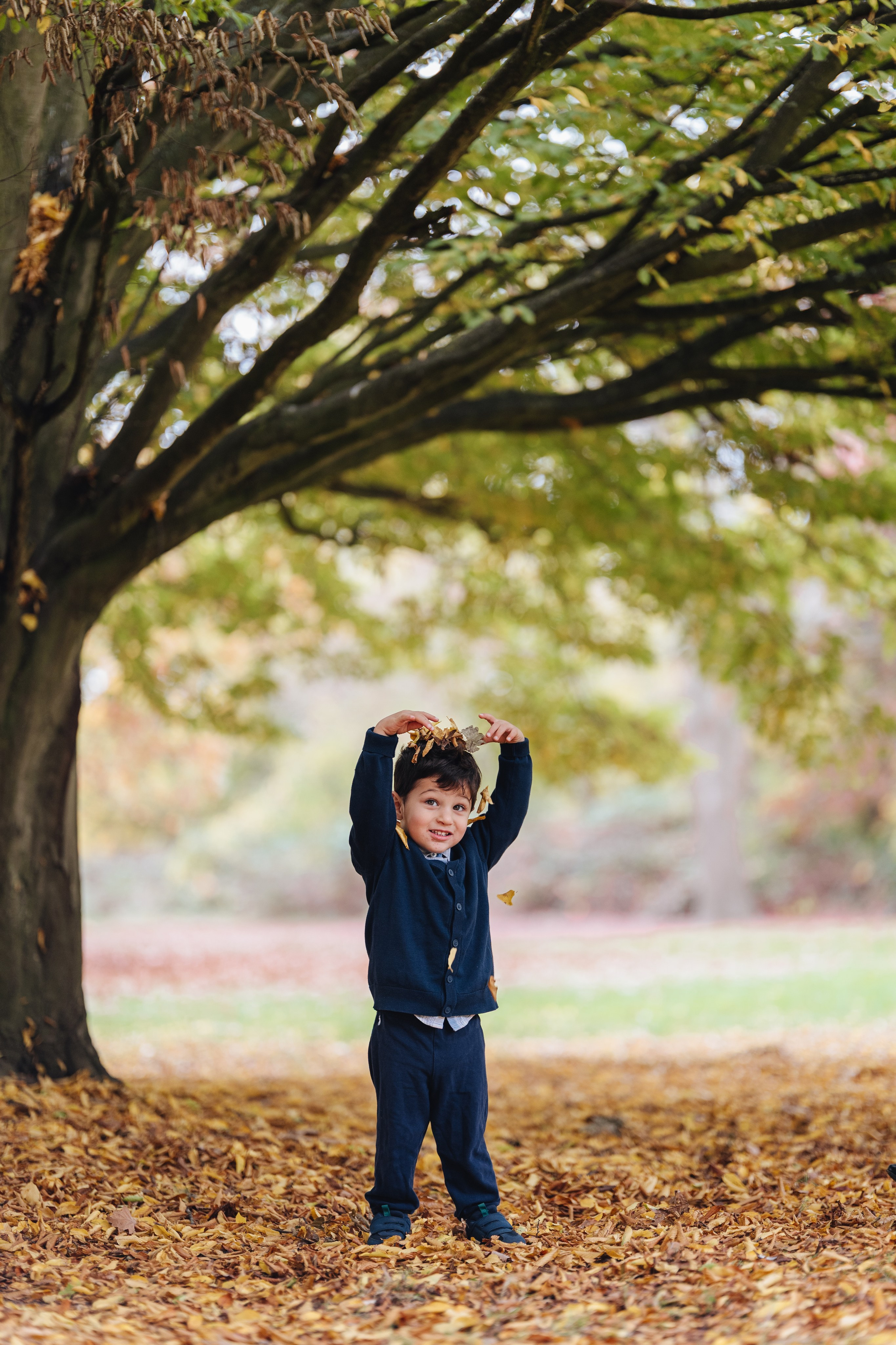 Family autumn. Wedding and family photographer in London