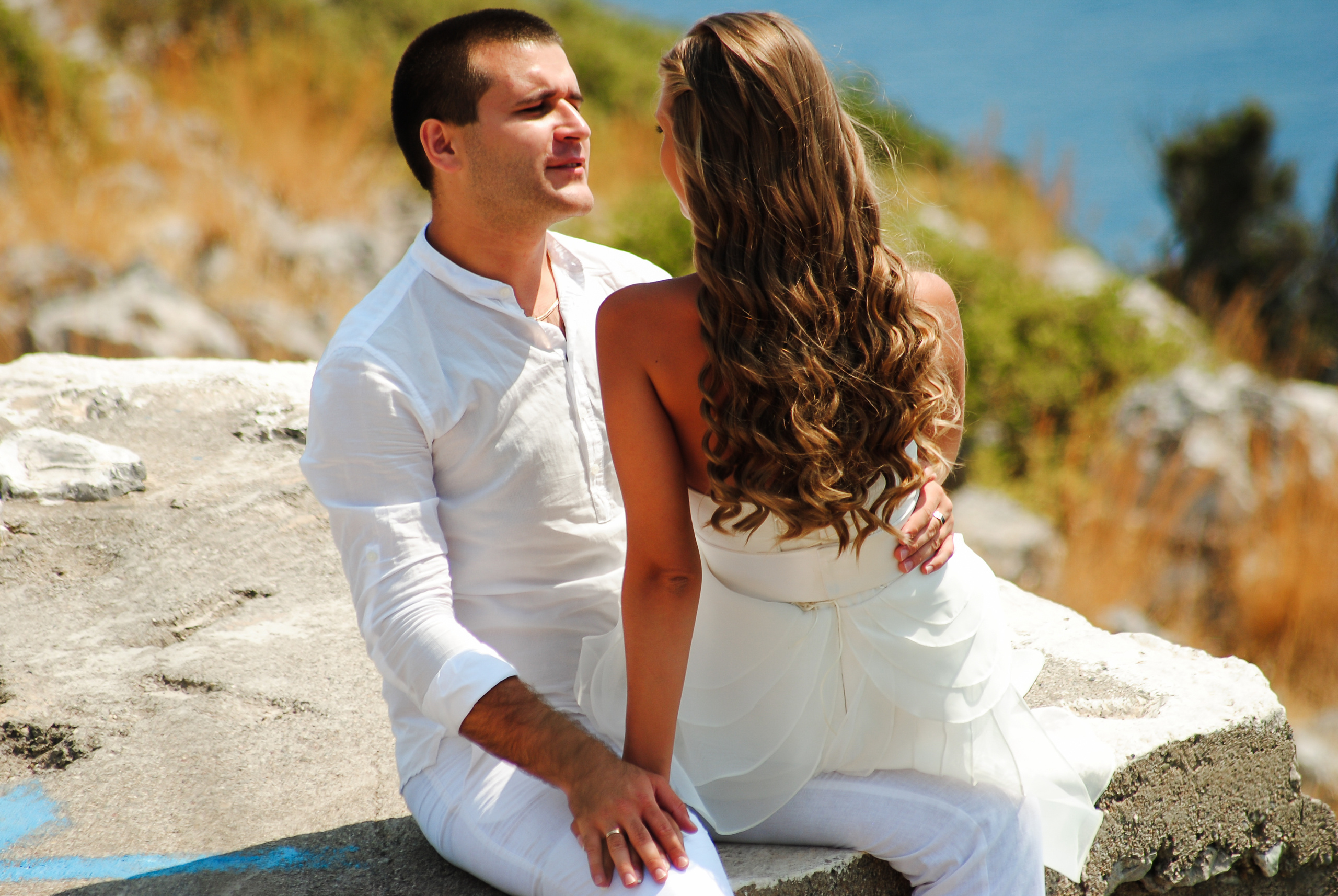 Love at Rhodes. Photographer at Santorini