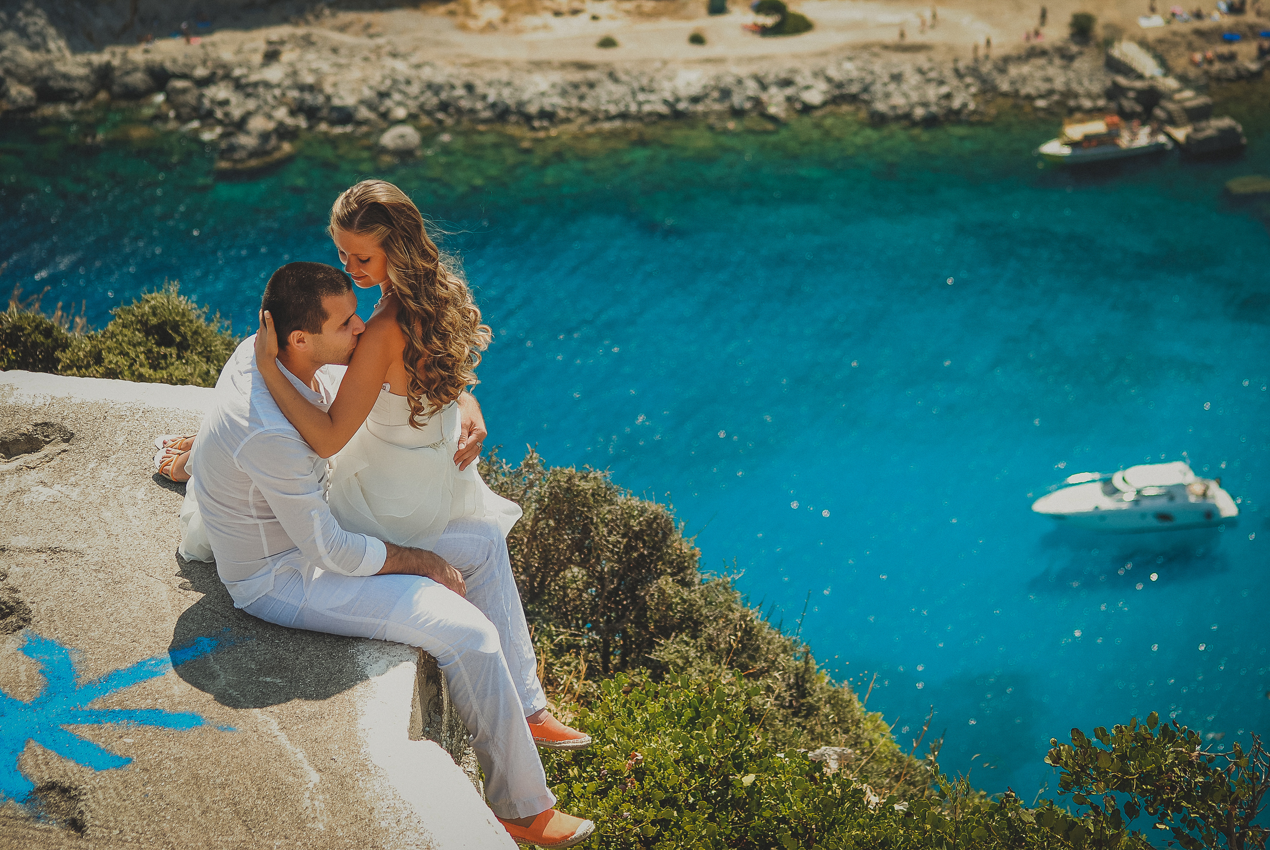 Love at Rhodes. Photographer at Santorini