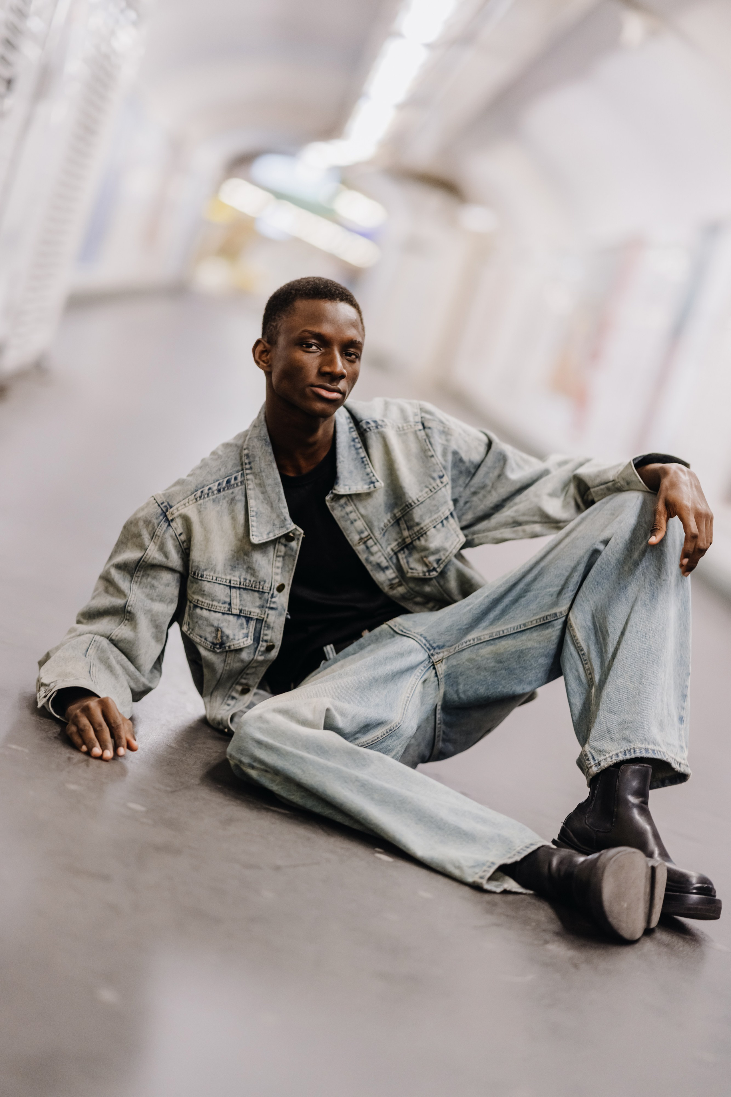 Street Editorial. Ilia Pisarenko — Fashion & Street Photographer in Paris