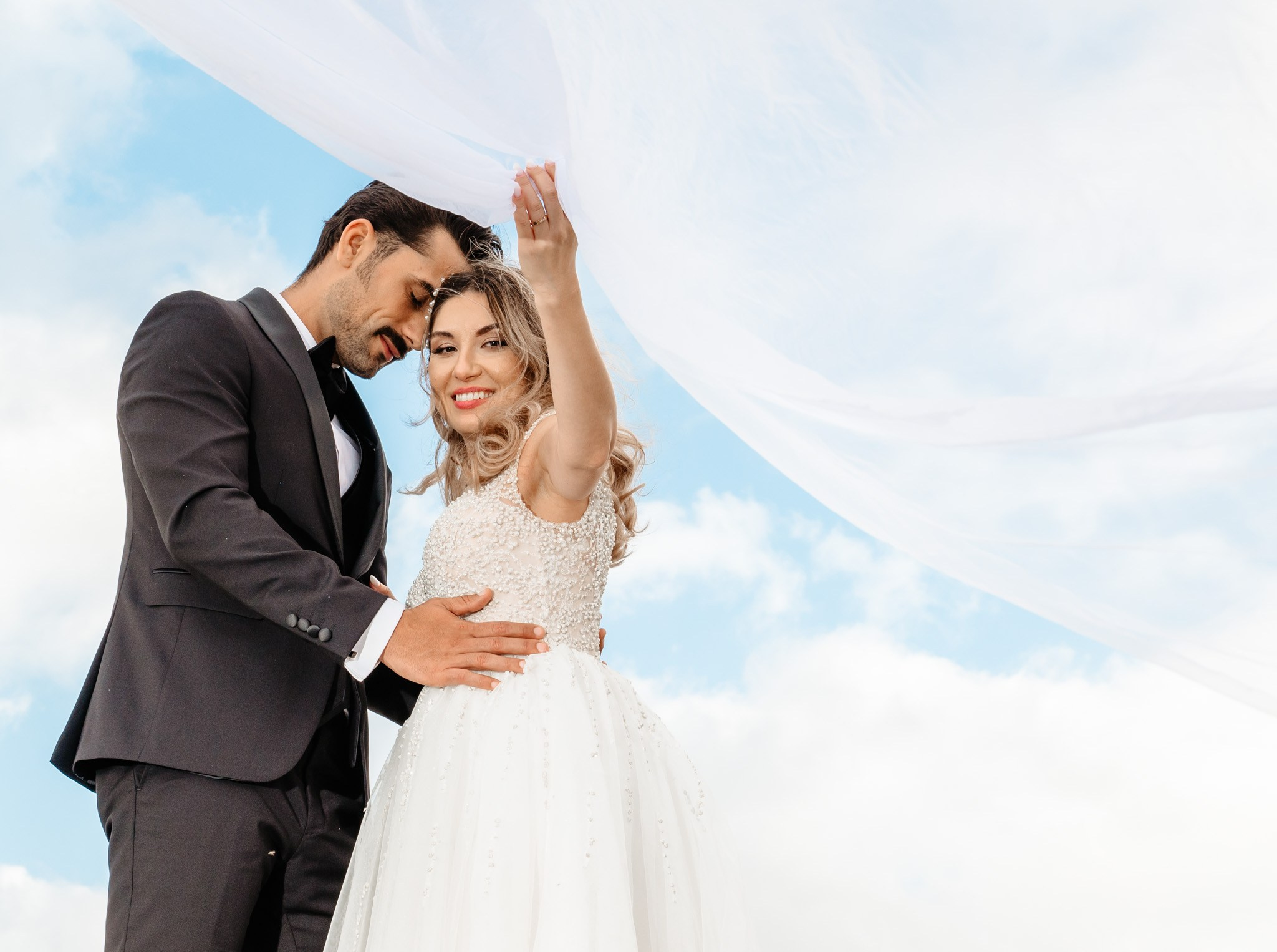 Alexandra & Robert. Www.besttalesstudio.com