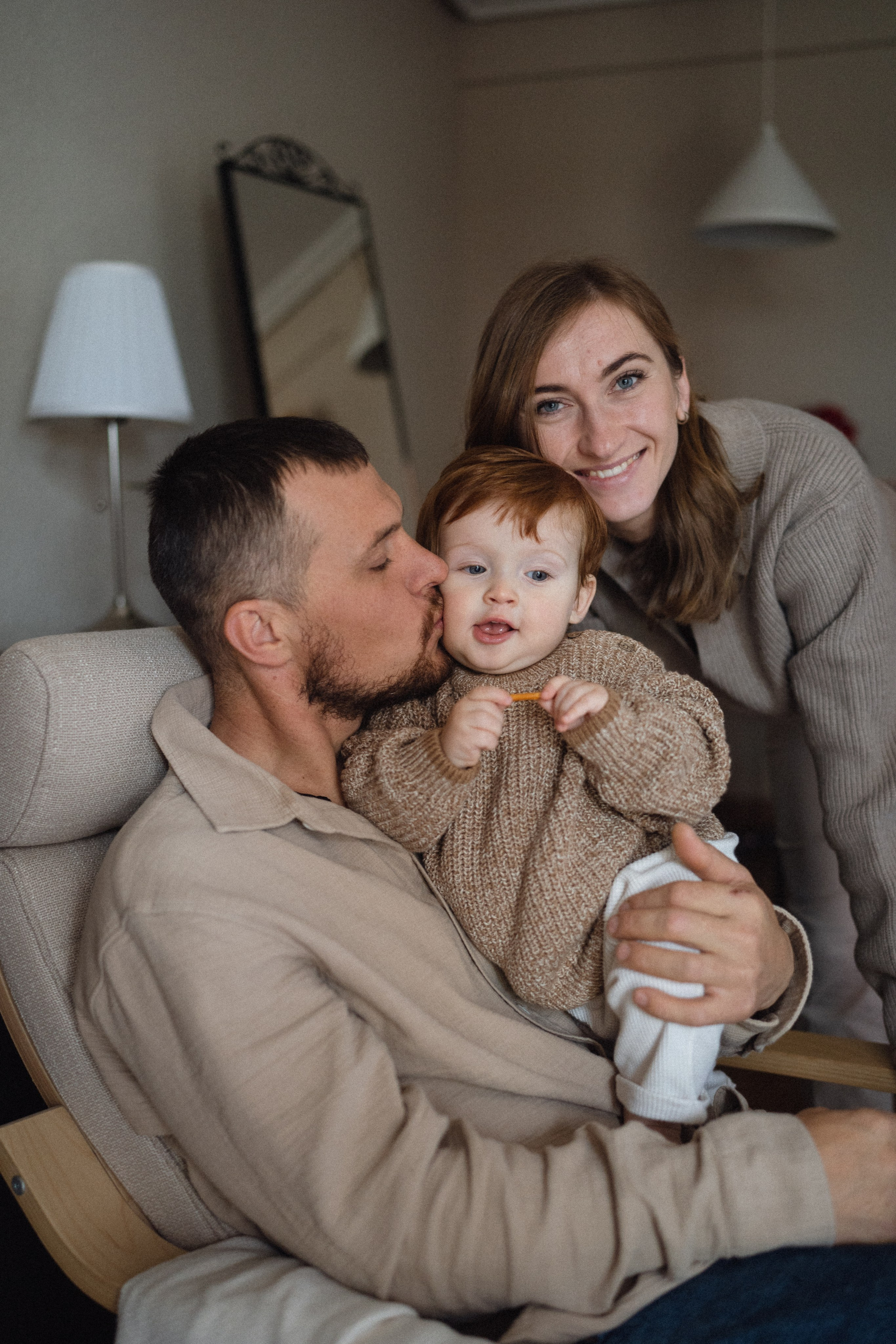 Family Photoshoot Spain with kids. Photographer in Madrid, Spain. Alyona Belyaninova