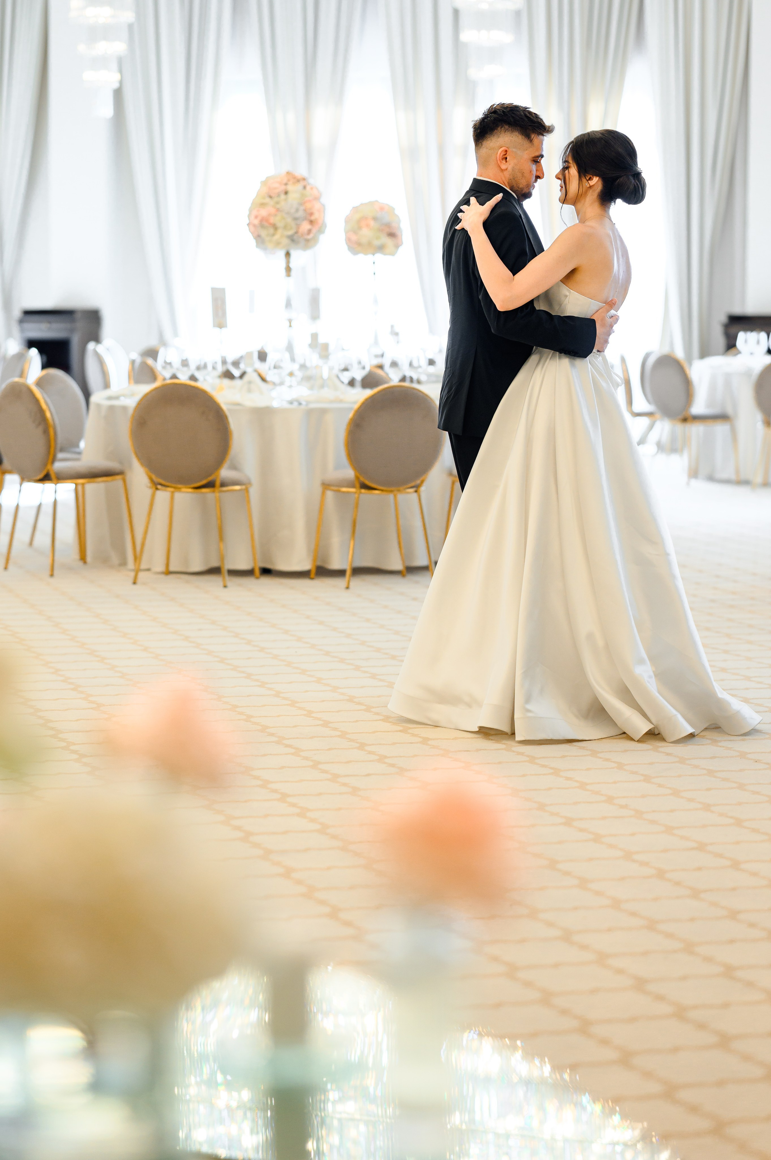 Madalina & Ovidiu. Mugurel Olteanu Fotograf