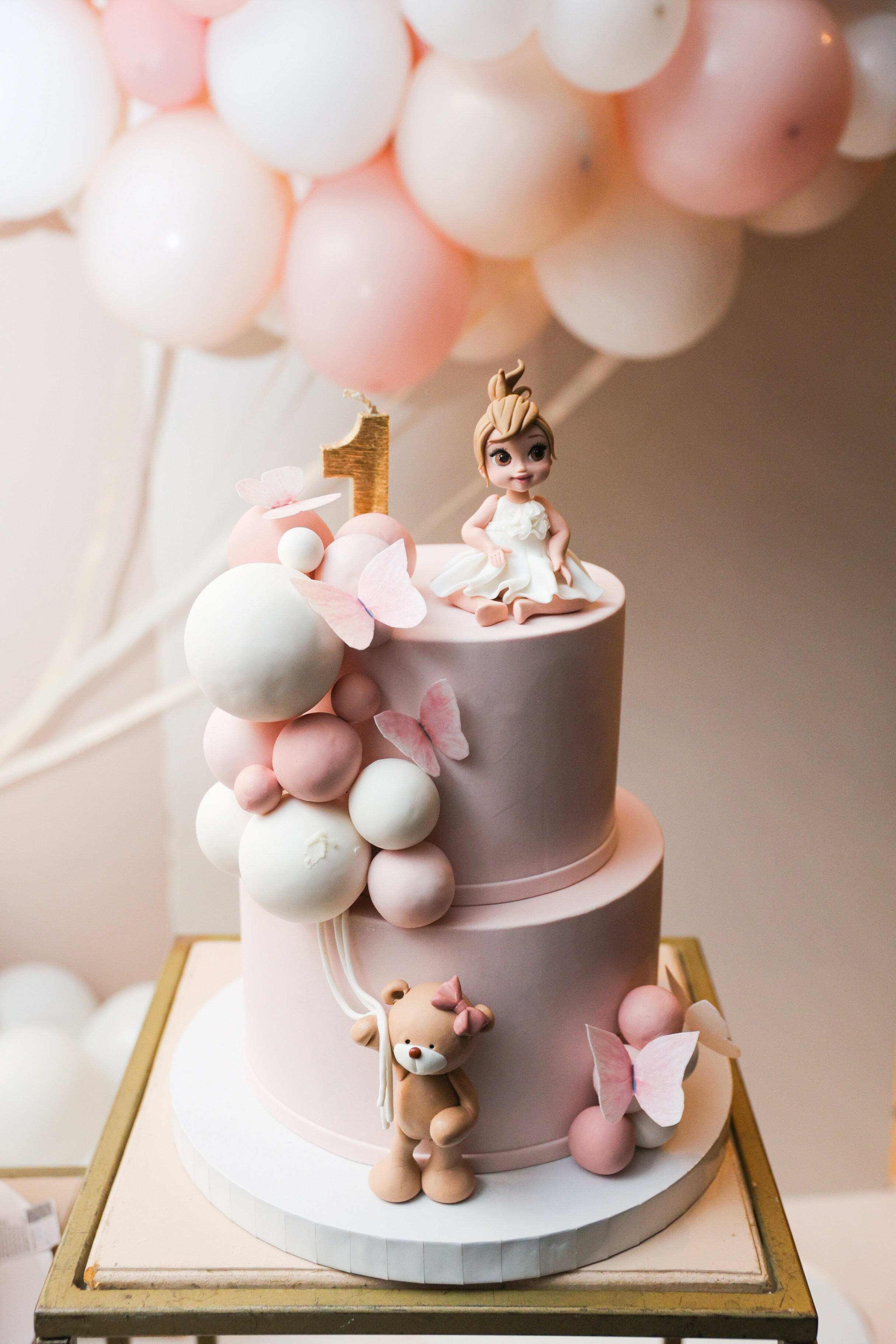 Emili. Vlada toskic wedding and event photographer