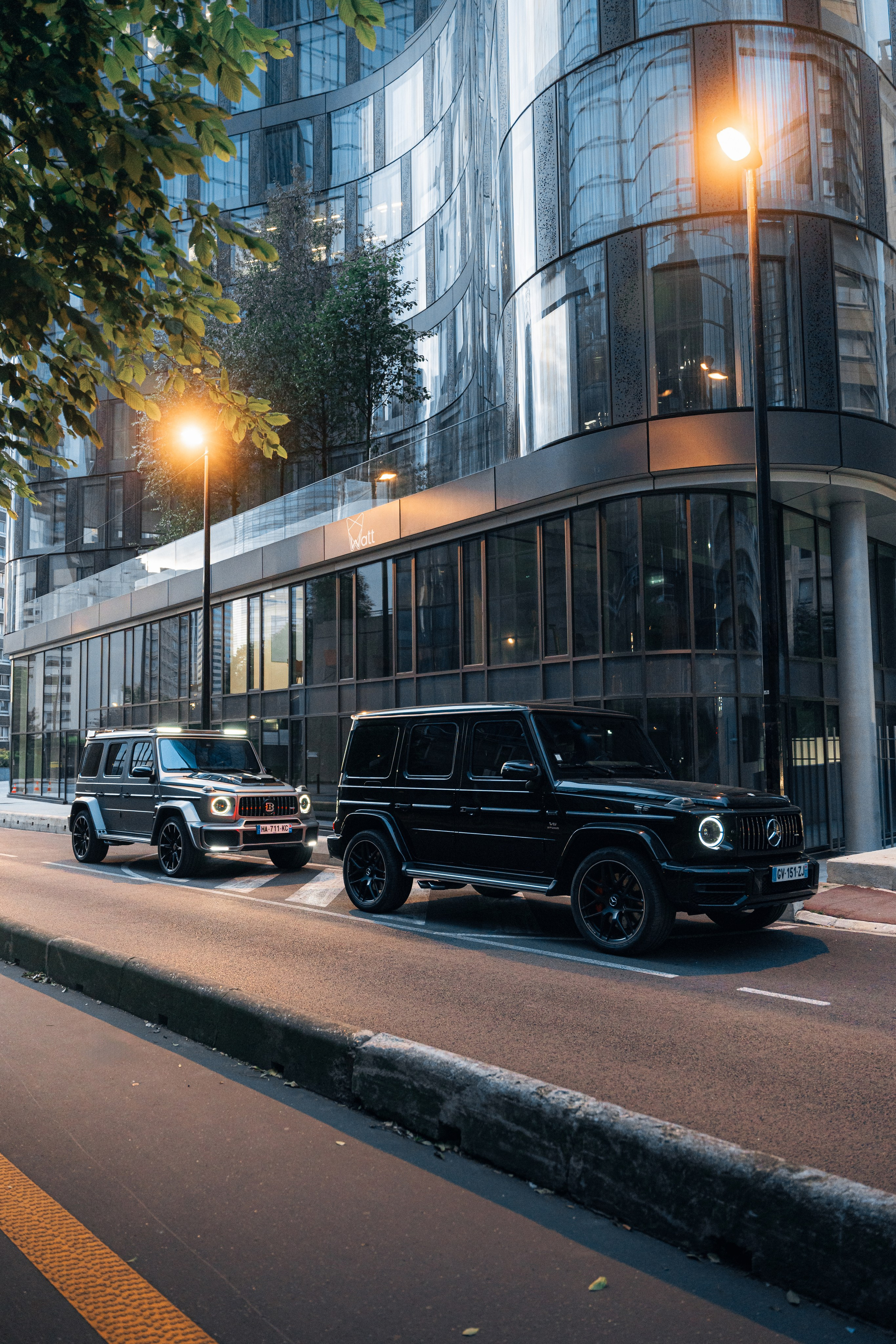 Mercedes G63 La Defense. Photographer in Paris — Vitalii Motruk