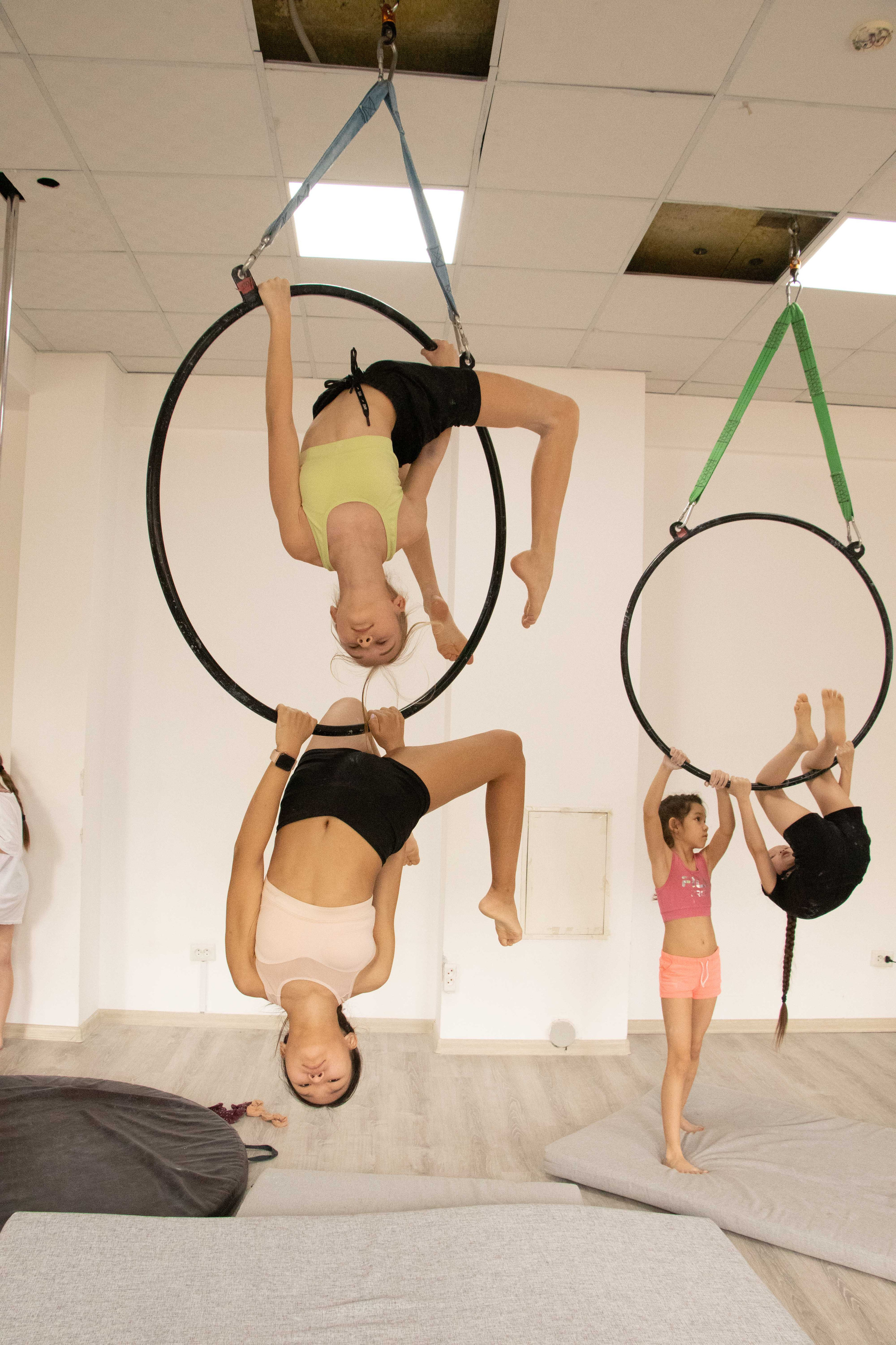 Turnen. Tatyana Van Hedent een fotograaf te Zele, Oost-Vlaanderen