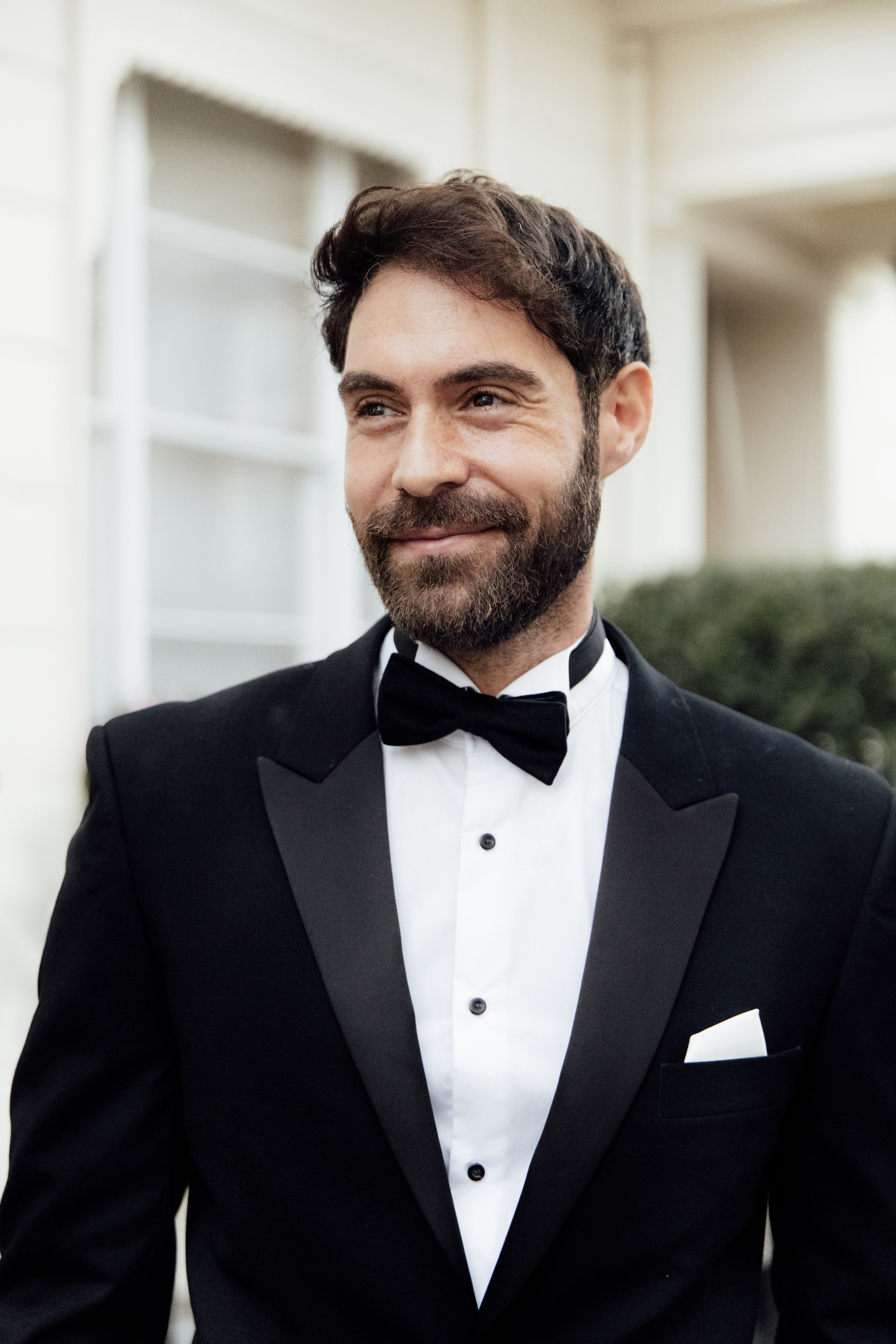 Elegant Wedding London Belgravia Elopement couple. Timeless Wedding & Event Photography — based London, working across Europe