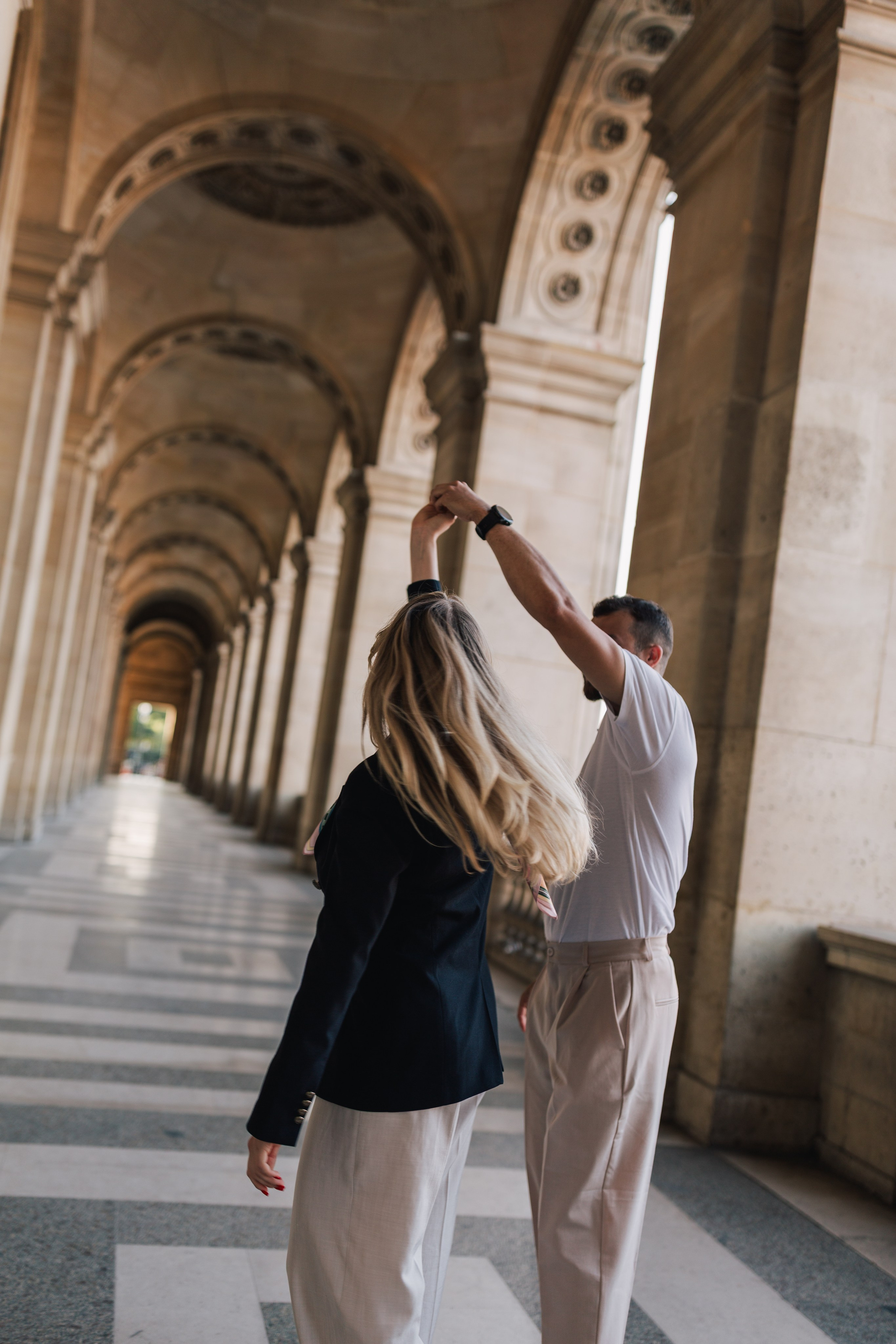 Paris couple shooting. Photographer Rouen, France
