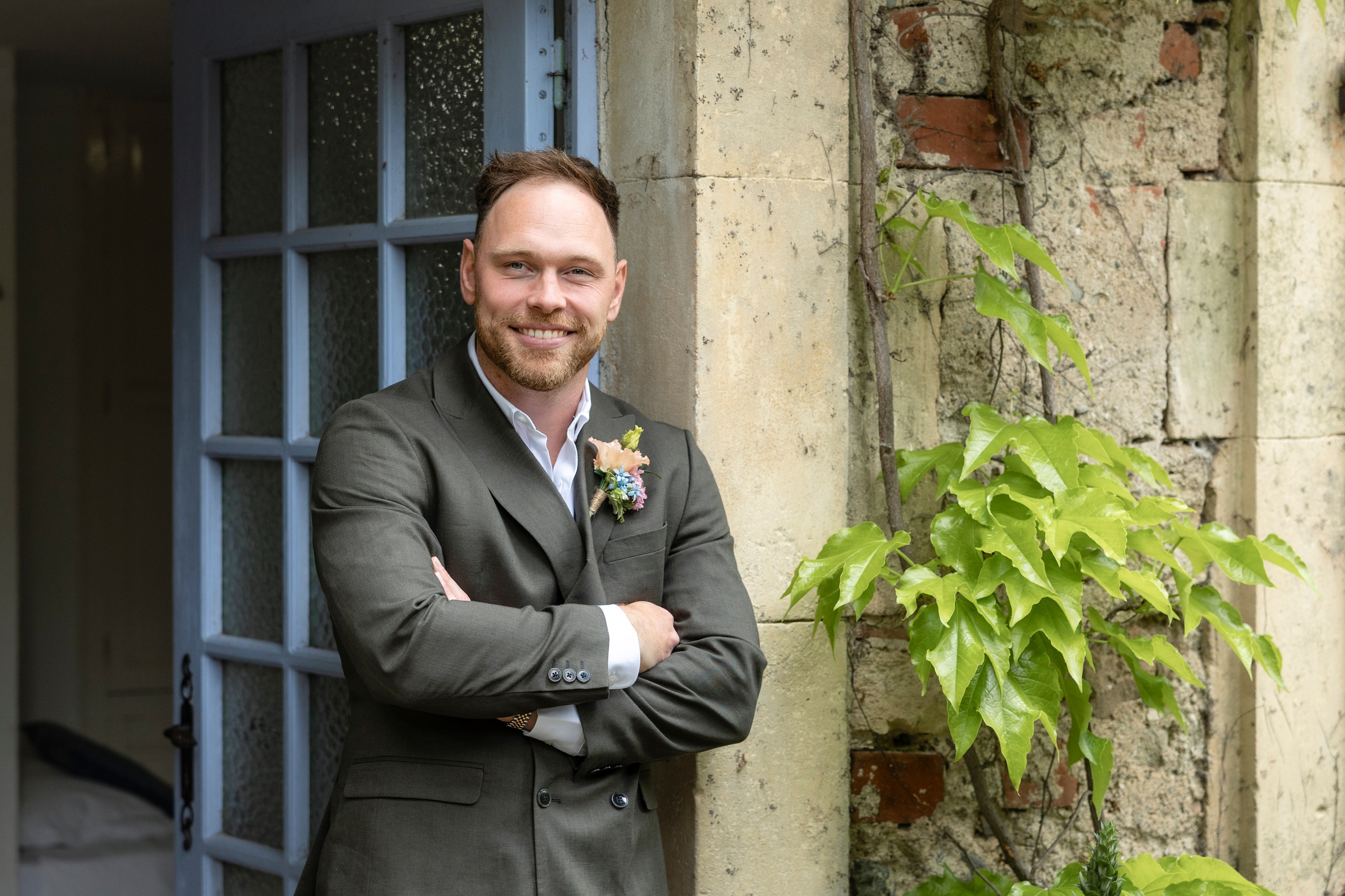 Свадьба в Château Du Puits Es Pratx — яркий день на юге Франции. Евгения Смирнова — фотограф в Тулузе и юго-западной Франции