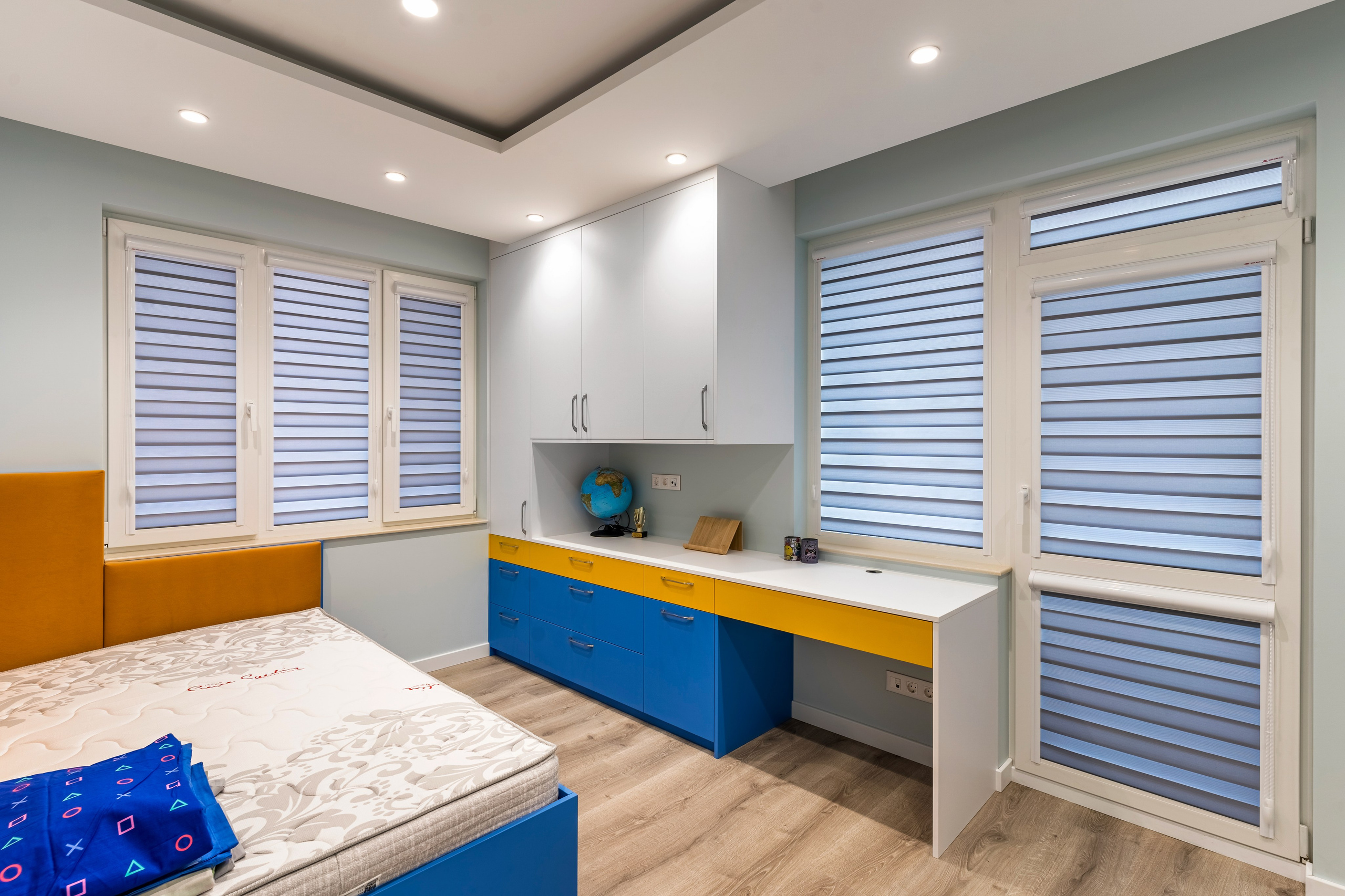 Мебели Русев-цялостно обзавеждане на три етажен семеен дом. Професионален фотограф в Пловдив и областта