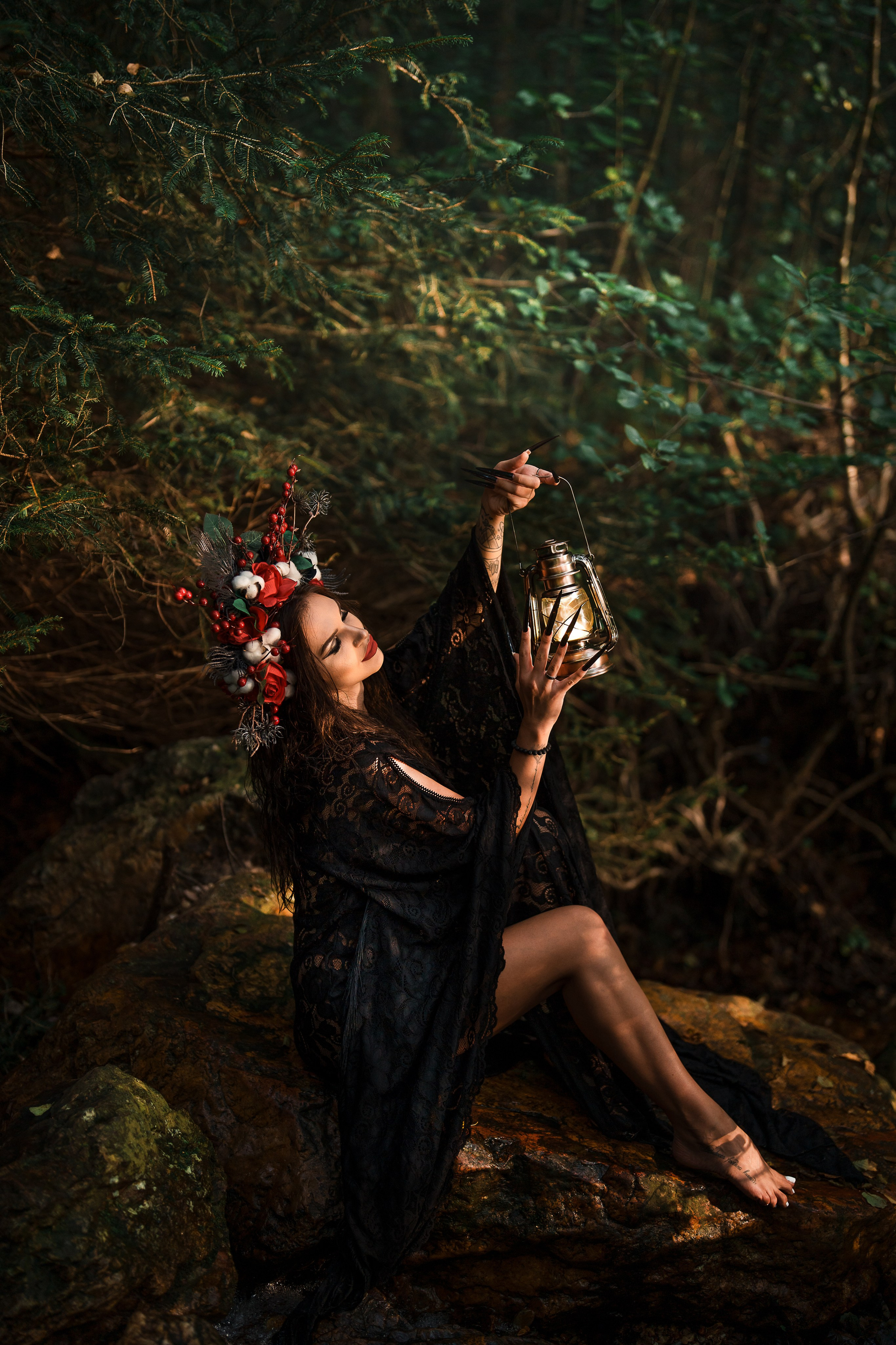 Witch at the lake. Family, Lifestyle and Portrait photograher in Trier, Germany