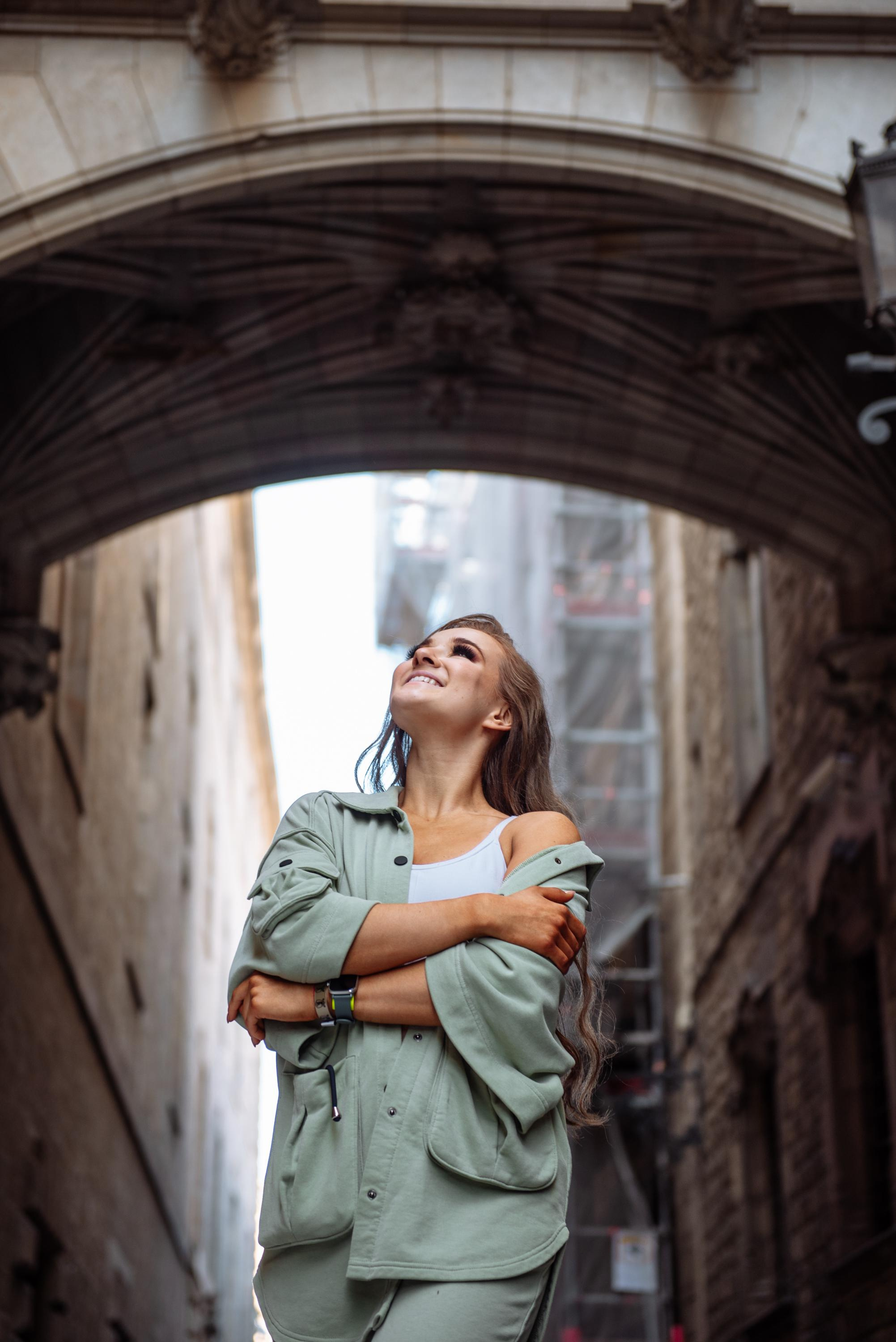 Anastasia foto tour en Barcelona. Professional photography services in Barcelona by Ekaterina Gasanova