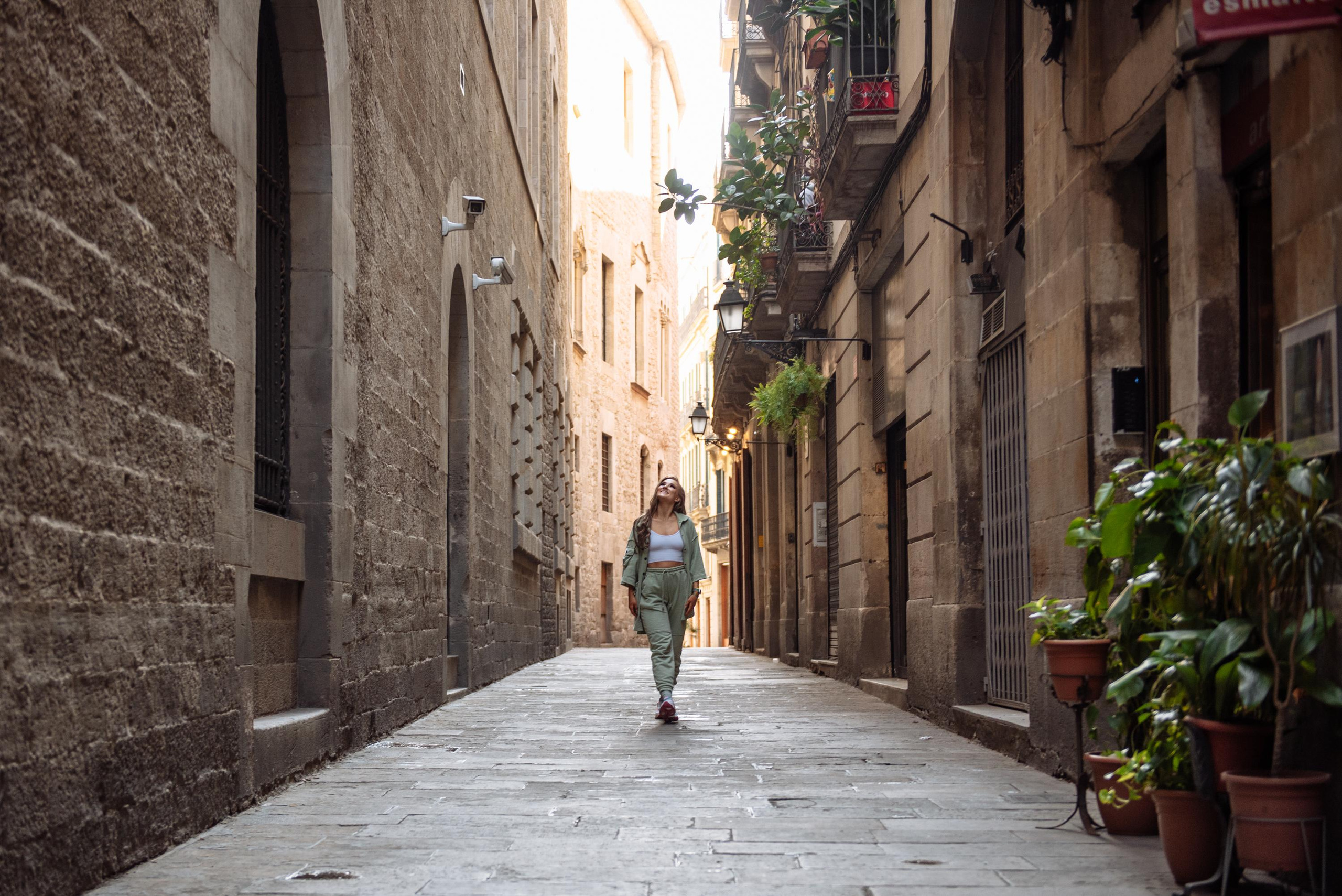 Anastasia foto tour en Barcelona. Professional photography services in Barcelona by Ekaterina Gasanova