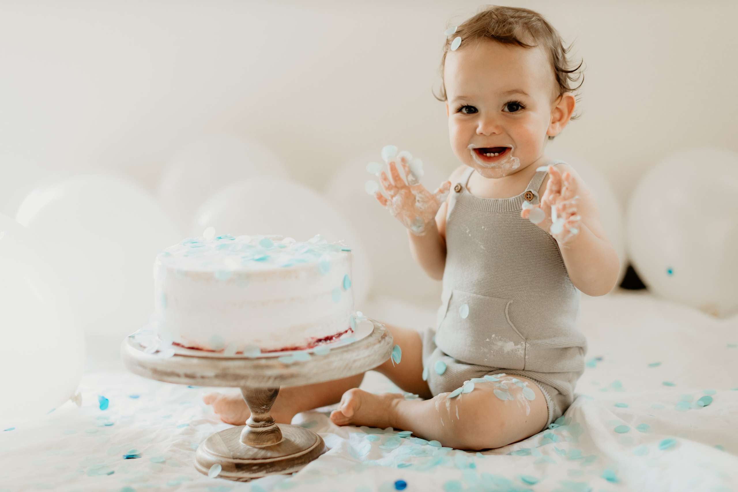 Cake Smash Session. Family and children photographer in Belgrade Milja Ciric