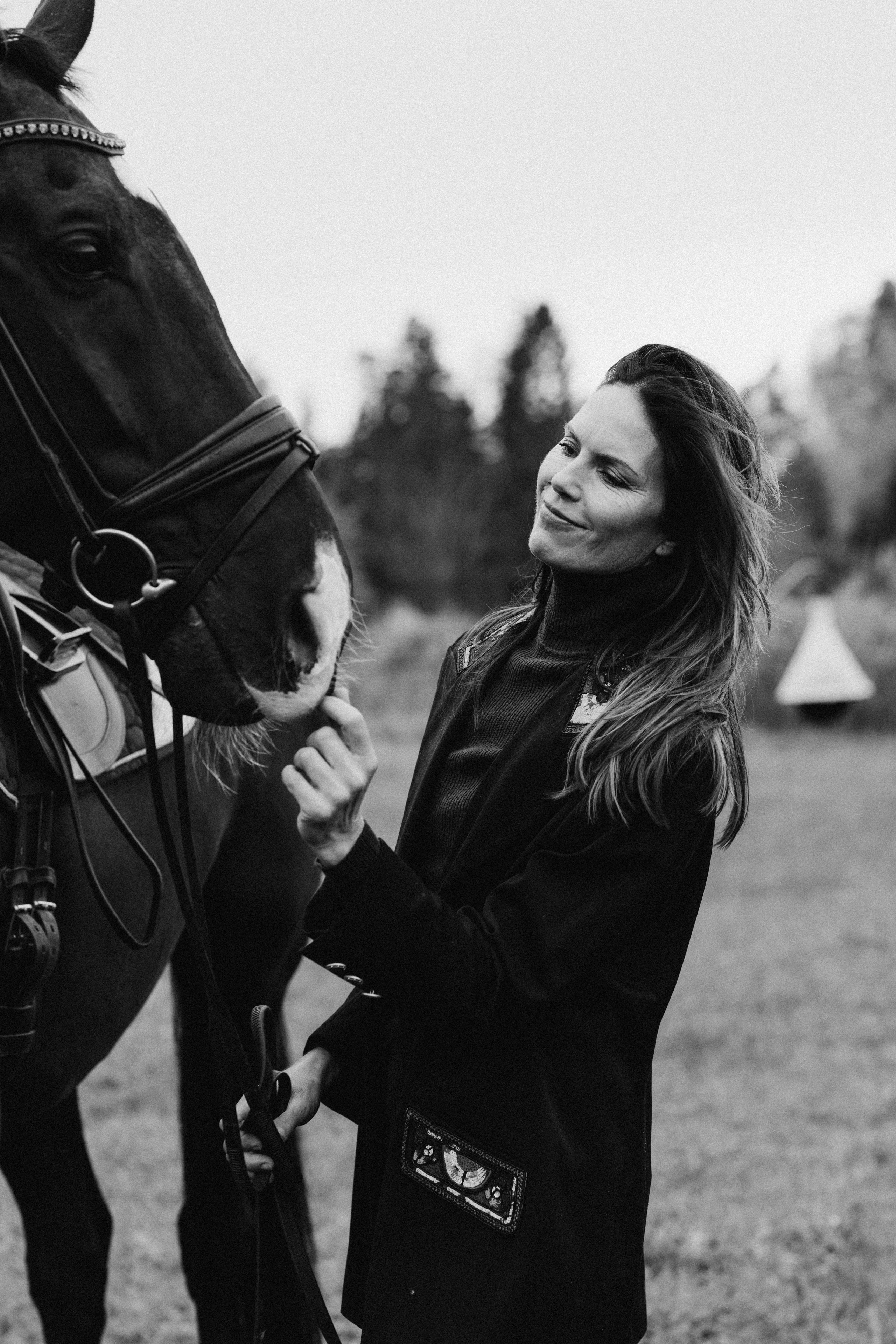 Susanna Hyypiä. Wedding and portrait photographer in Helsinki Vickan O