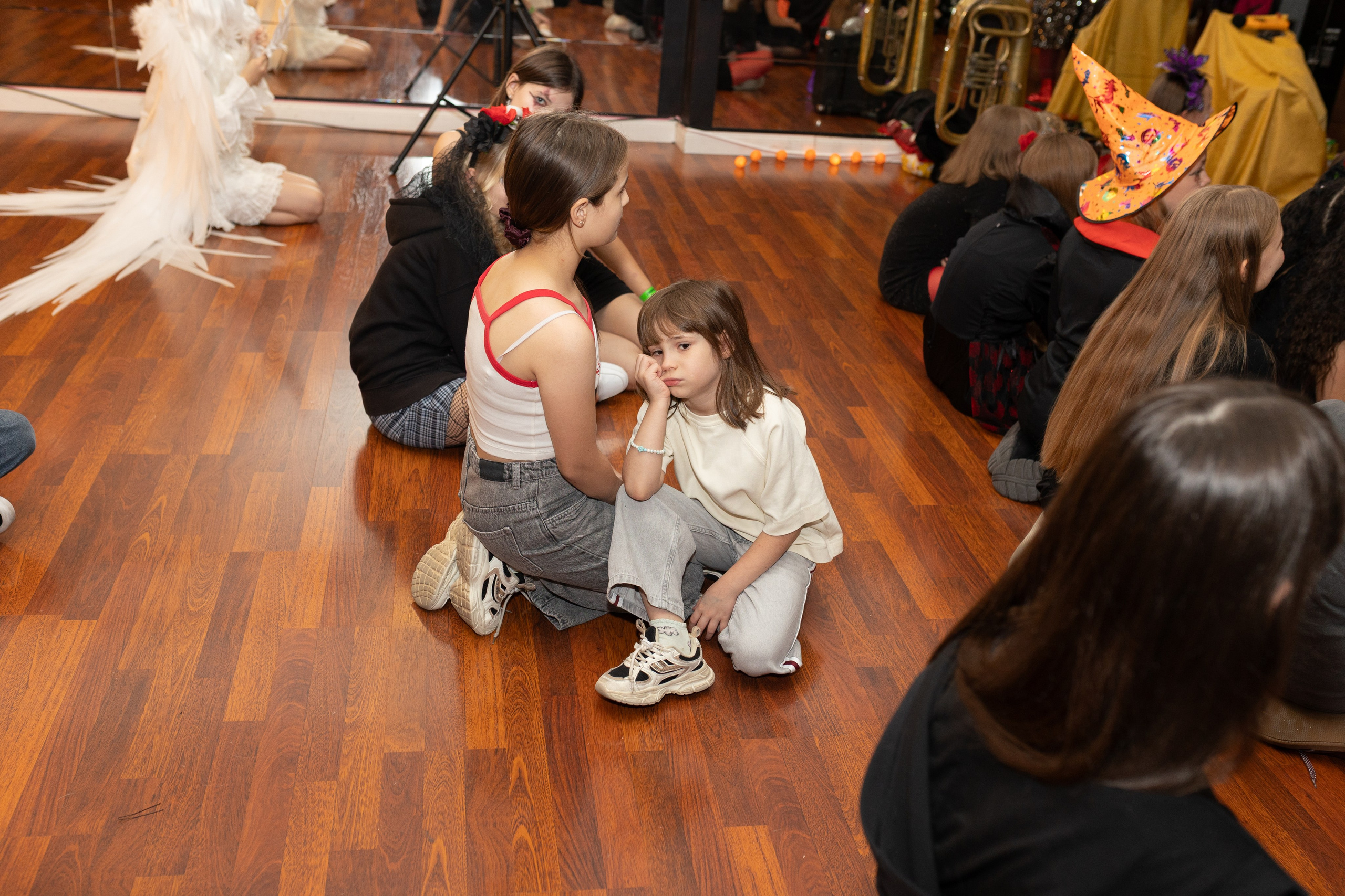 Leo dance studio Helloween 2025. Семейный и детский фотограф в Варшаве Мила Бобровская