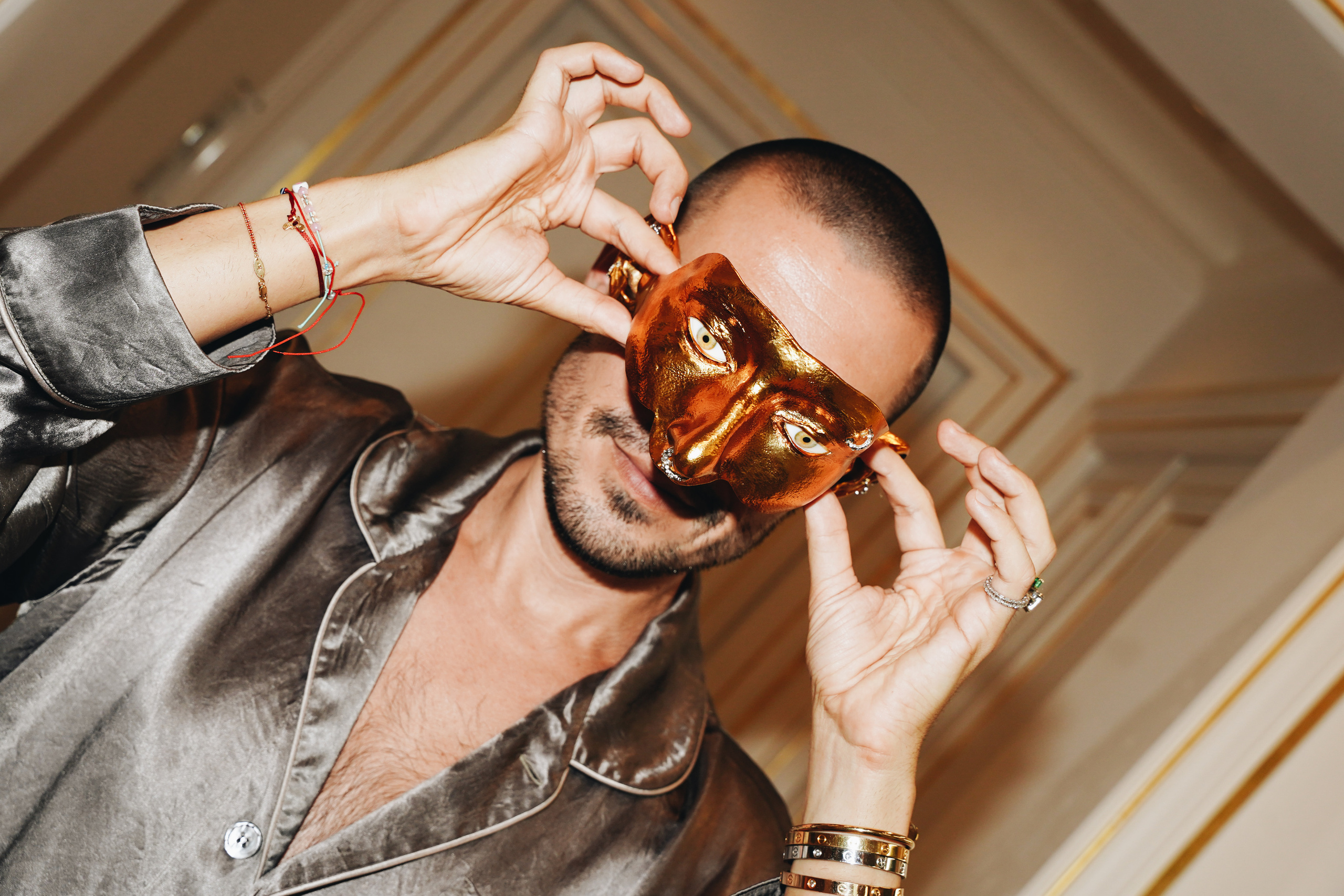 Maison Schiaparelli HAUTE COUTURE SS23 (PARIS). Anastasia Fedoseeva / The Street Pie — streetstyle photographer