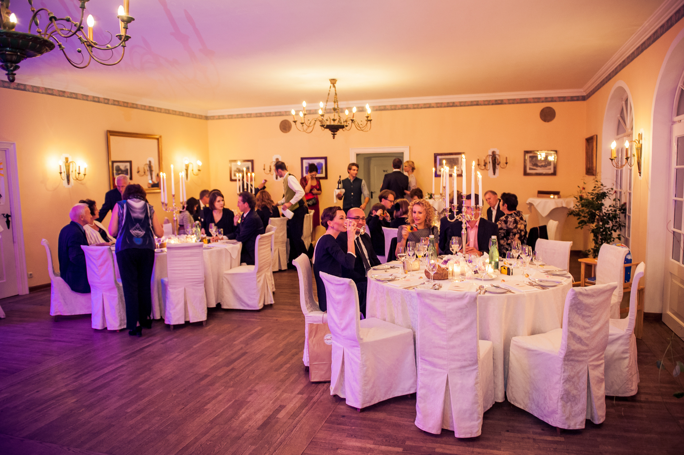 Traumhochzeit im Marmorsaal Schloss Mirabell - Salzburg. Hochzeitsfotograf München - Olga Boyko Hochzeitsreportage
