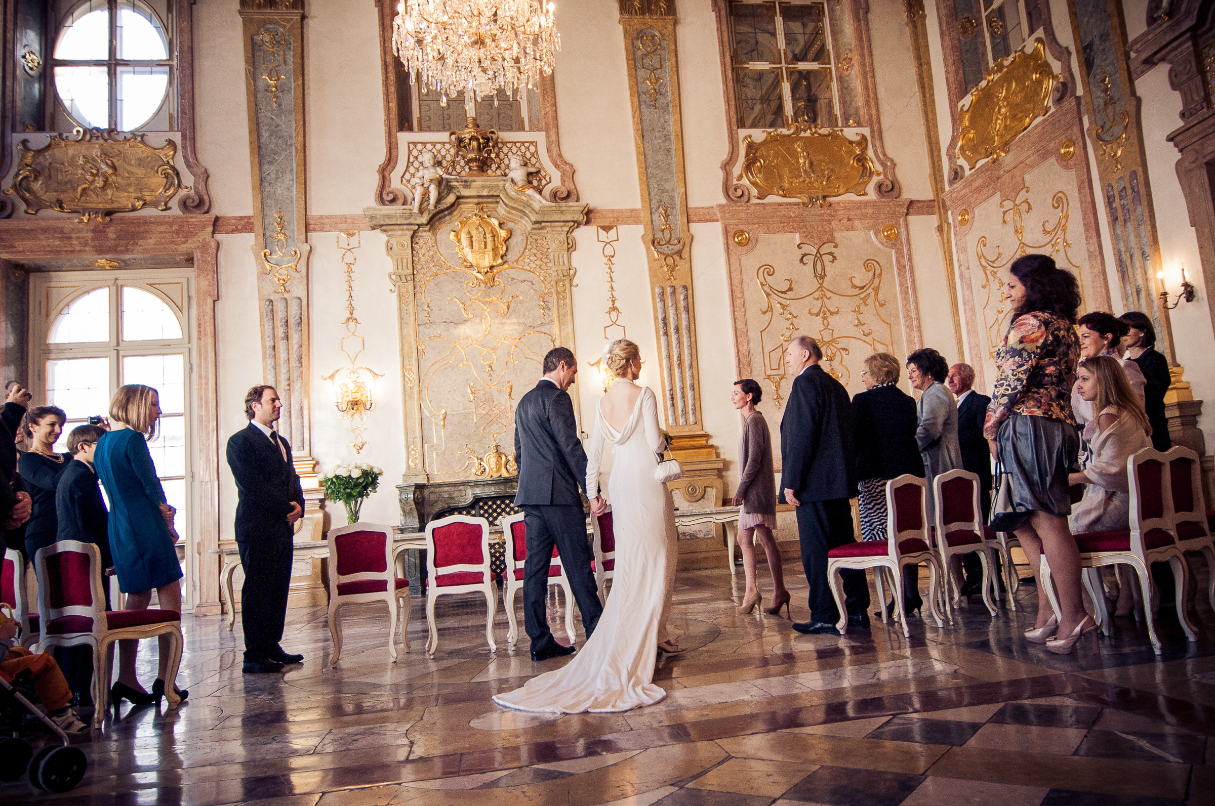 Traumhochzeit im Marmorsaal Schloss Mirabell - Salzburg. Hochzeitsfotograf München - Olga Boyko Hochzeitsreportage