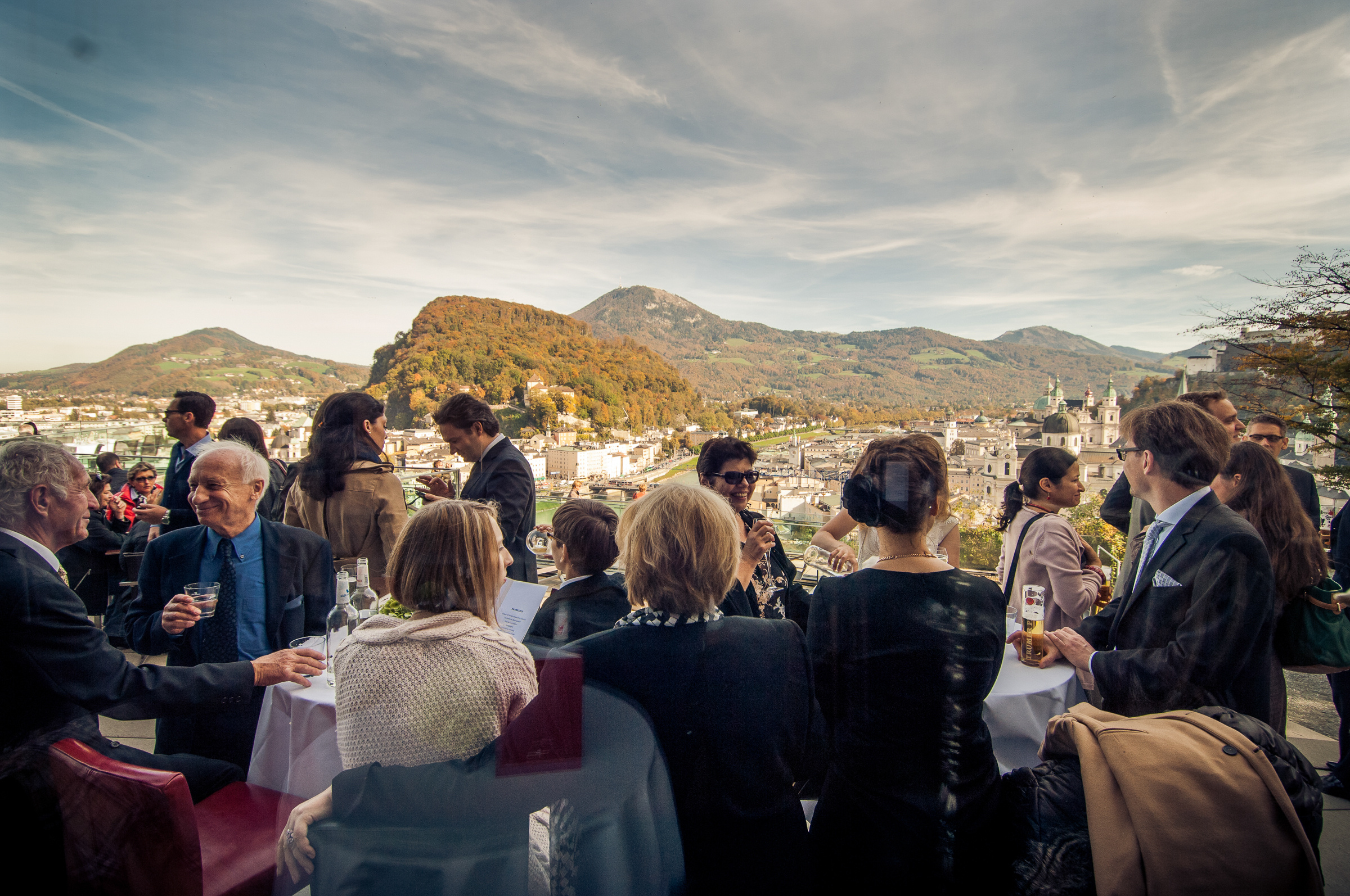 Traumhochzeit im Marmorsaal Schloss Mirabell - Salzburg. Hochzeitsfotograf München - Olga Boyko Hochzeitsreportage