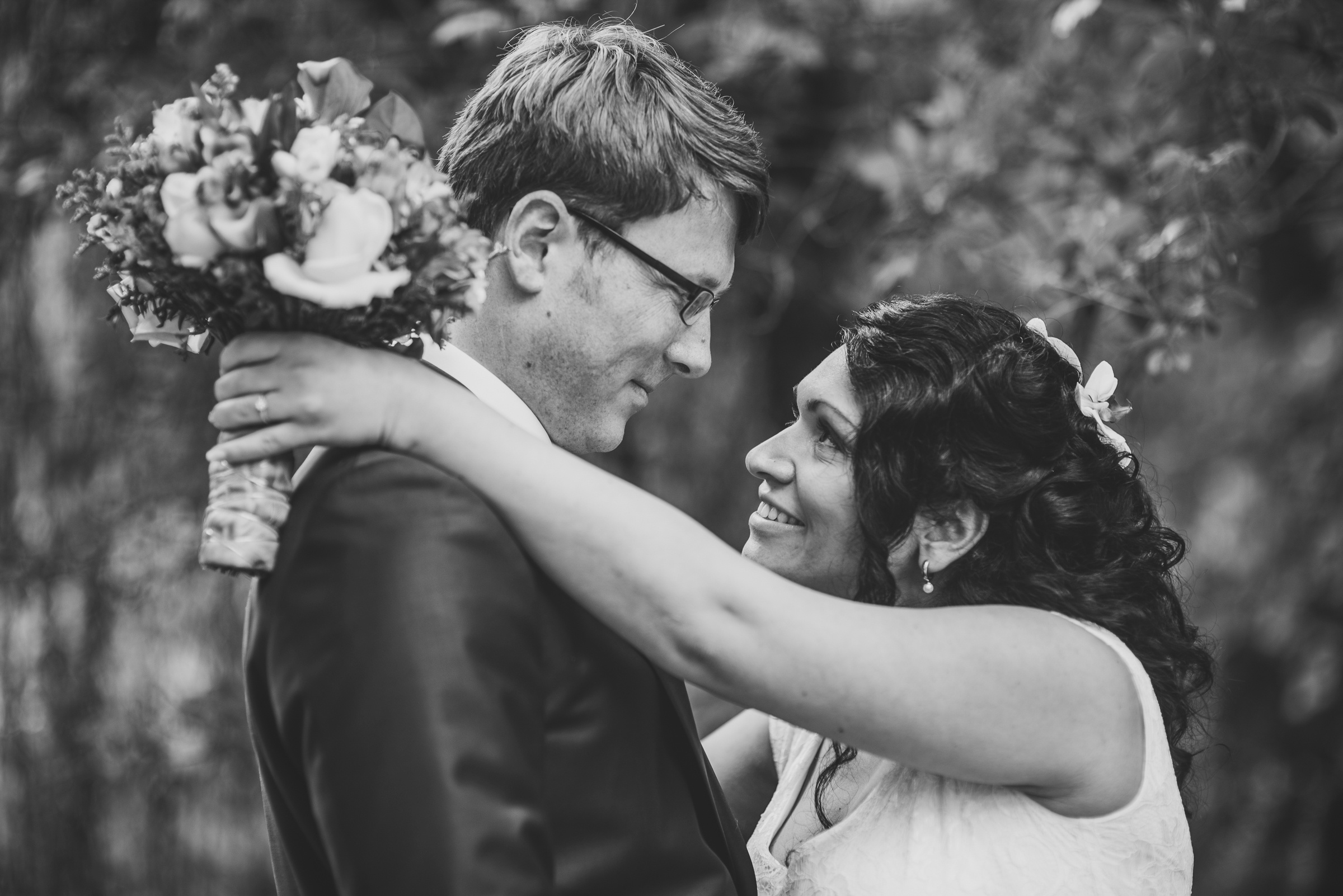 Hochzeit im Standesamt Mandlstraße und Restaurant am Chinesischen Turm. Hochzeitsfotograf München - Olga Boyko Hochzeitsreportage
