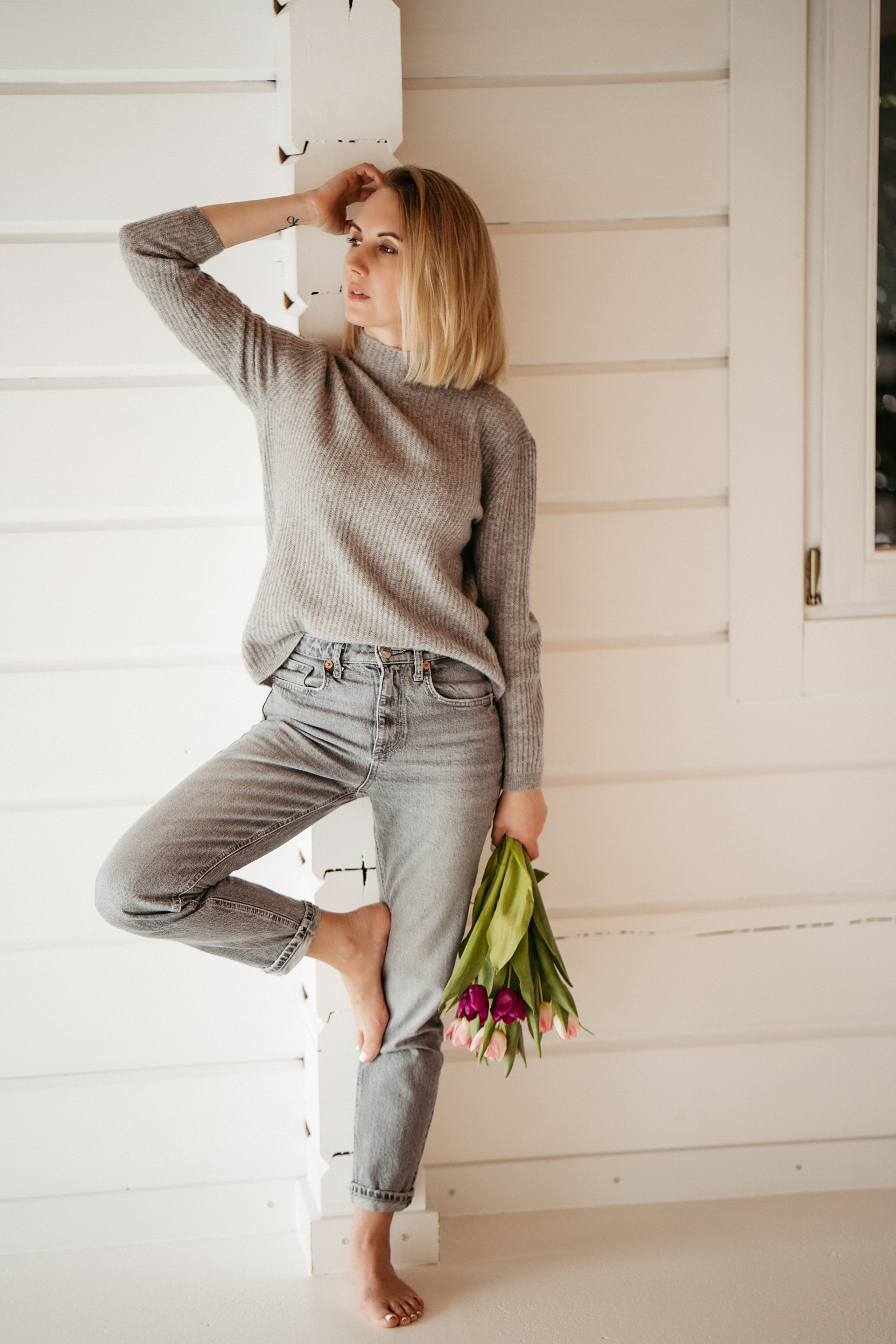 Cozy studio portrait. Family, Lifestyle and Portrait photograher in Trier, Germany