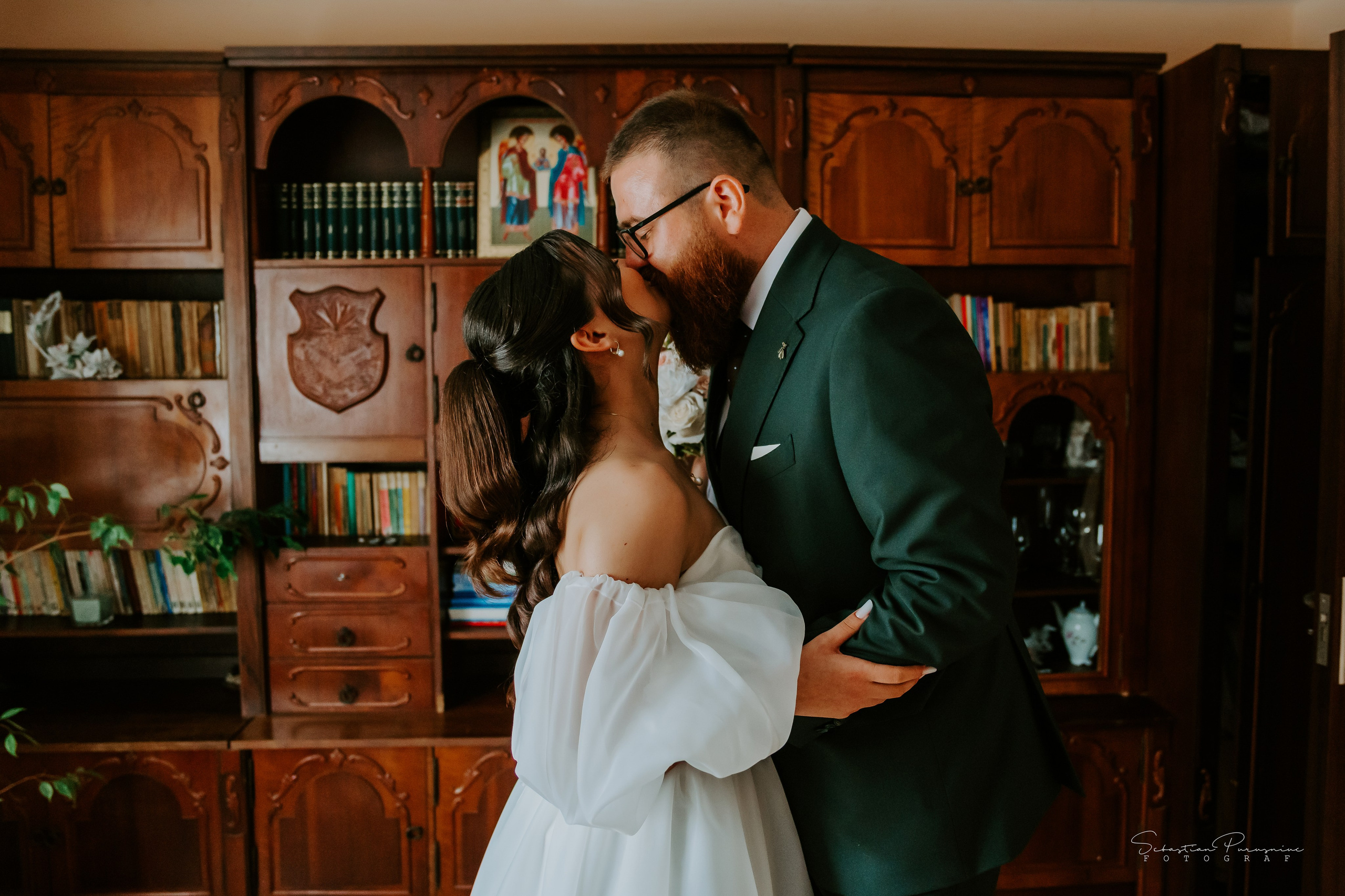 Andreea & Mădălin. Sebastian Purusniuc Fotograf - Iasi