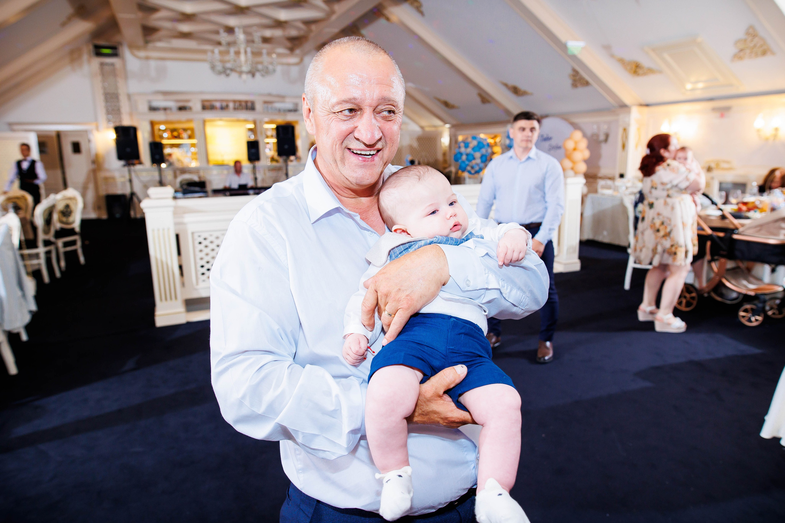 Botez. Dream Studio Galați – ședințe foto profesionale pentru familie, portrete și evenimente