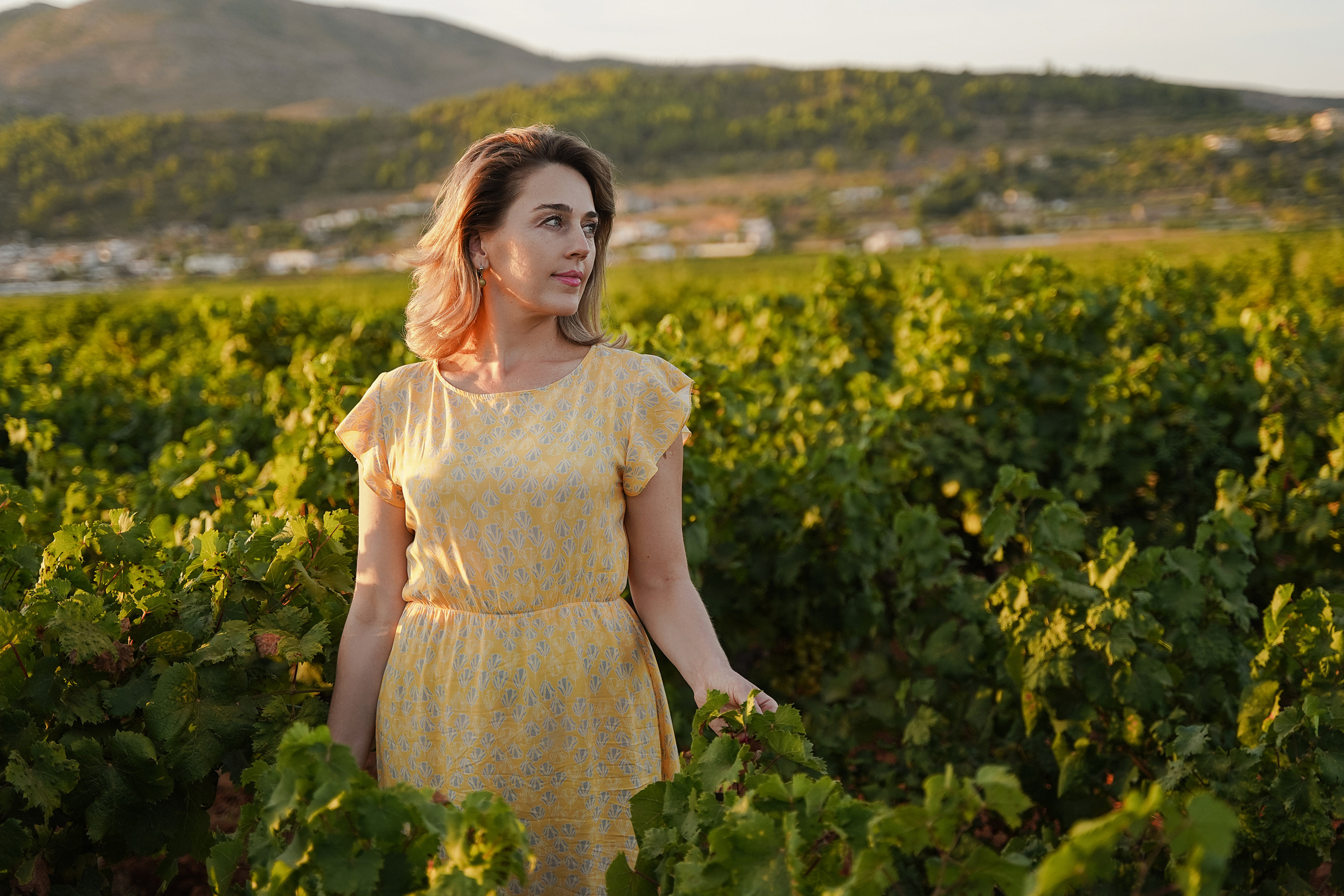 Sesiones individuales en viñedos. Fotografo familiar, bodas, reportaje Diana Memetova Alicante, Benidorm