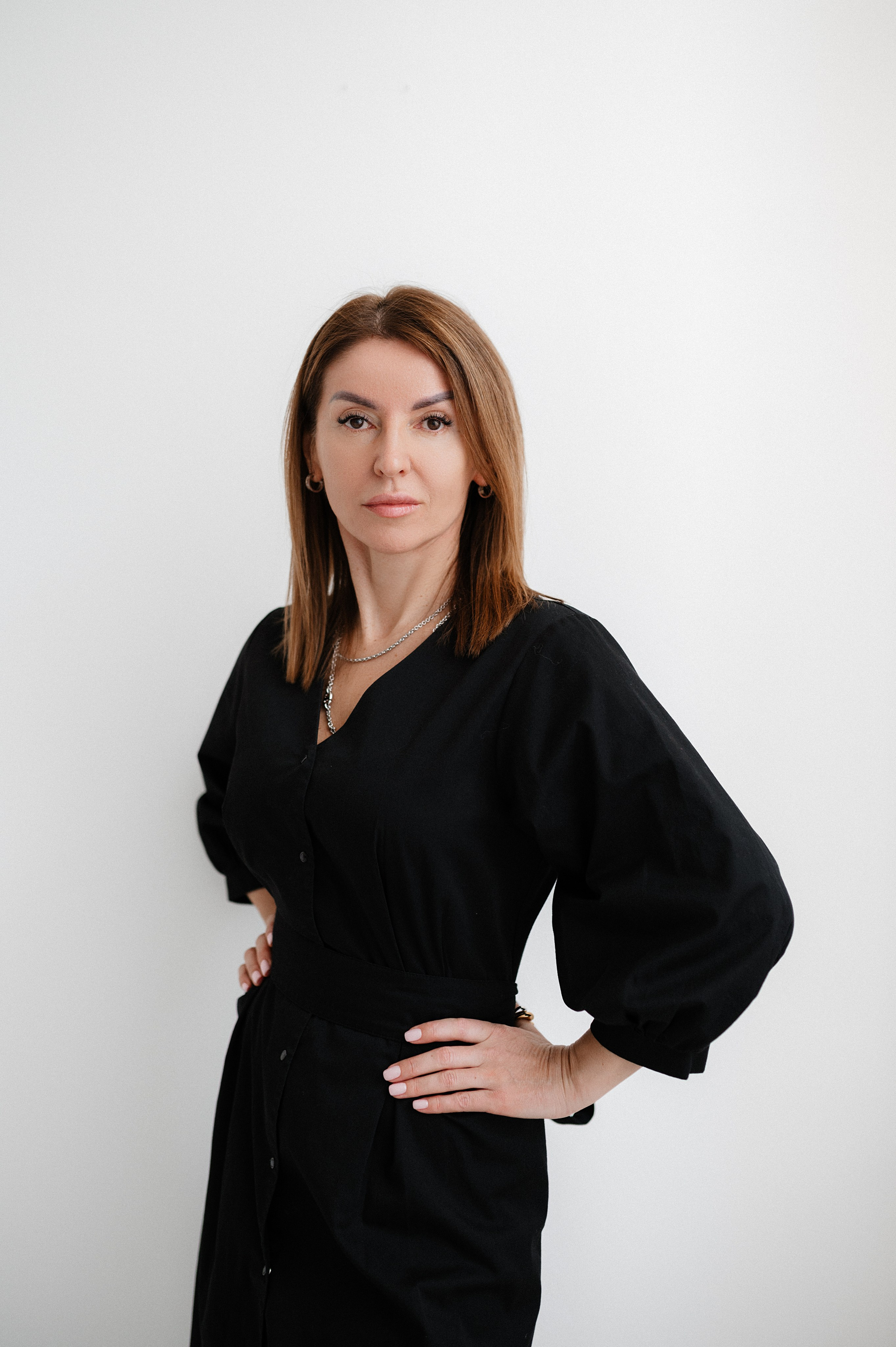 Beauty by Vovk cosmetologist in Prague. ANNA-MARIA PHOTO CONTENT CREATOR — fotograf, estét, umělec a vizuální expert na Instagram v Praze