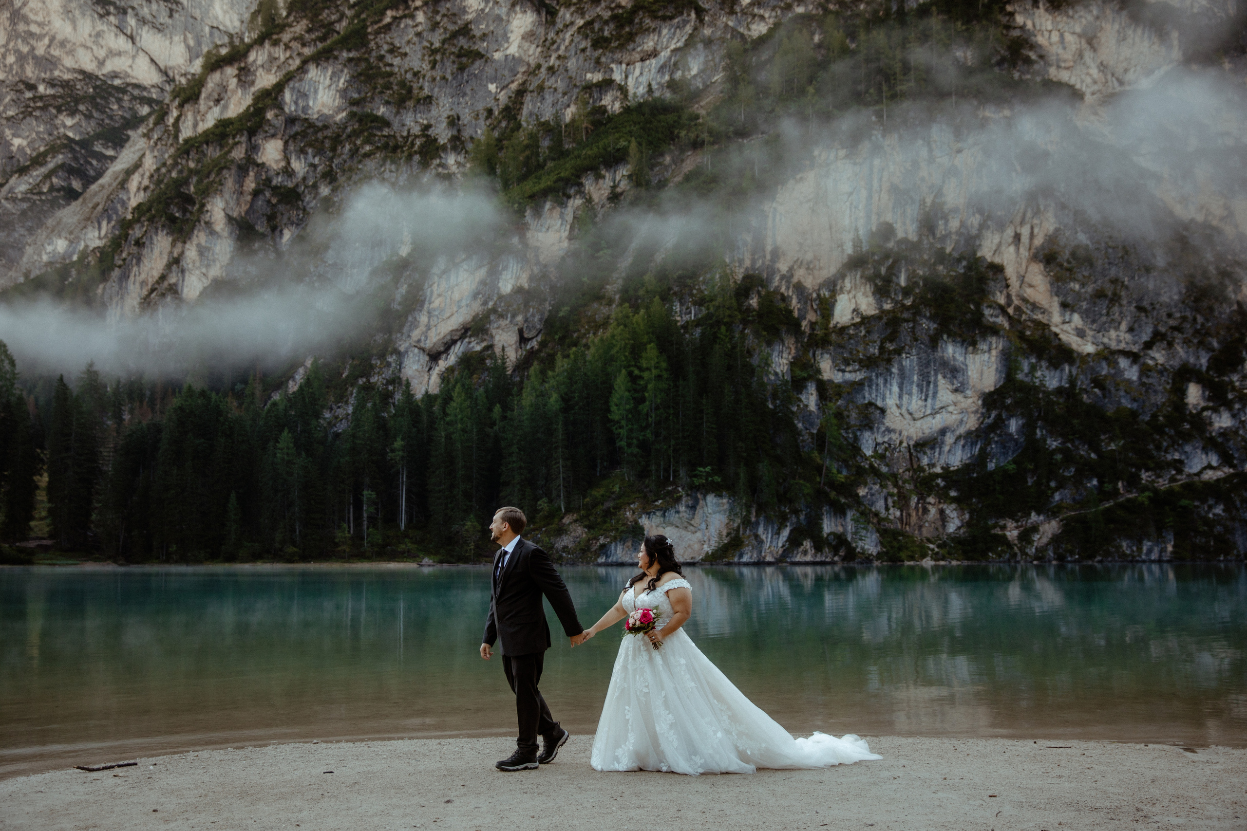 Wedding in secret canyon in Iceland. Iceland elopement photo and video | Nikolaichik Photo