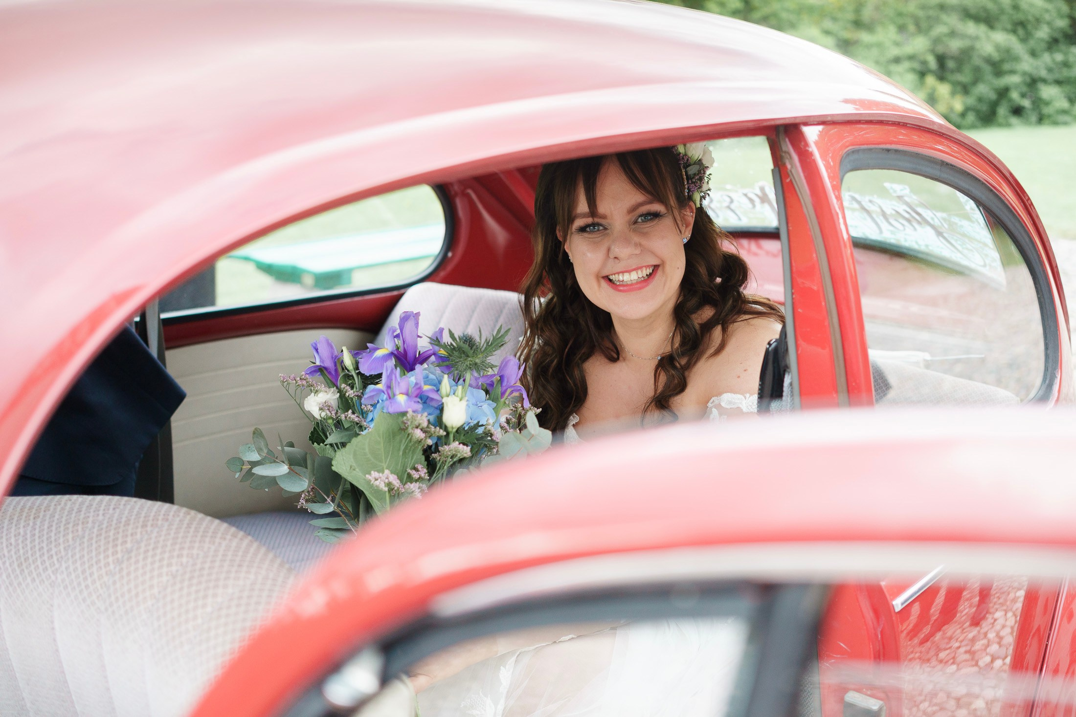 S&J, hääkuvaus Porvoon Tuomiokirkko ja Levinin kellari