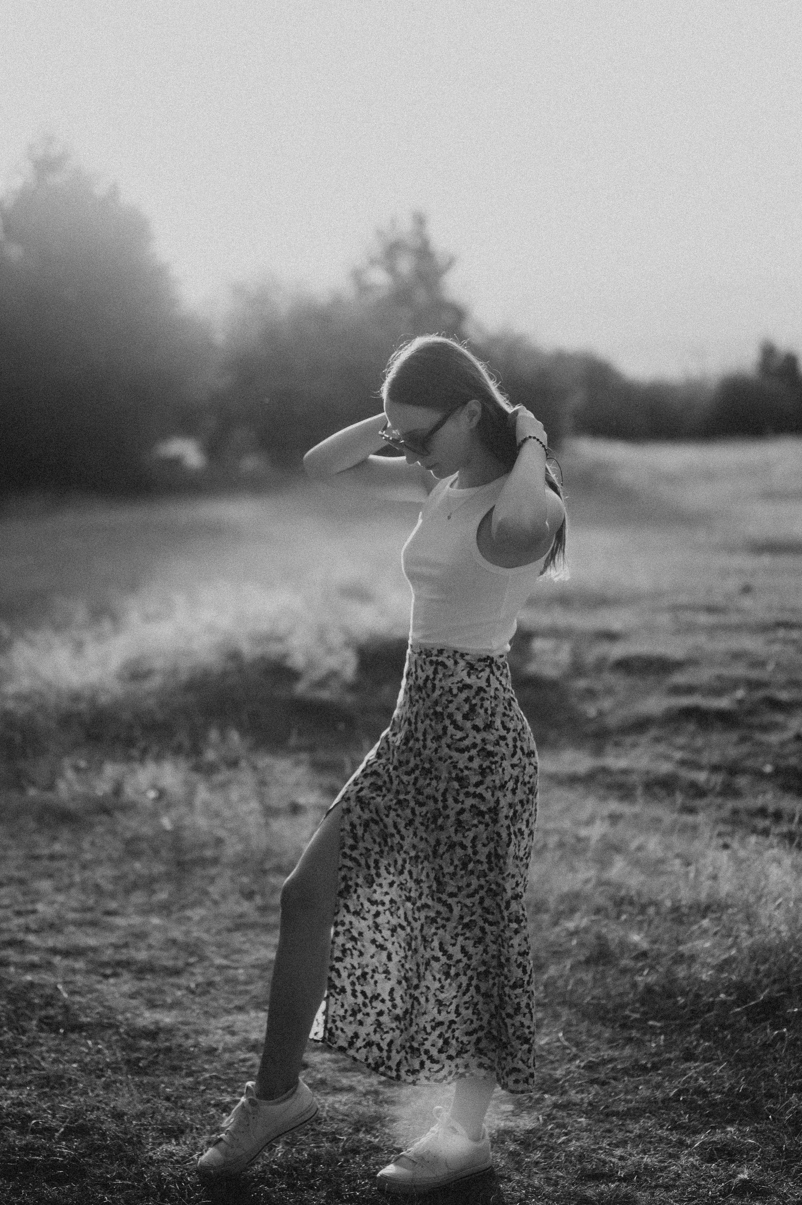 Sedinta foto in natura la apus. Proud Vision Weddings | Wedding Photography & Film — Servicii profesionale Foto Video Nunta Iasi