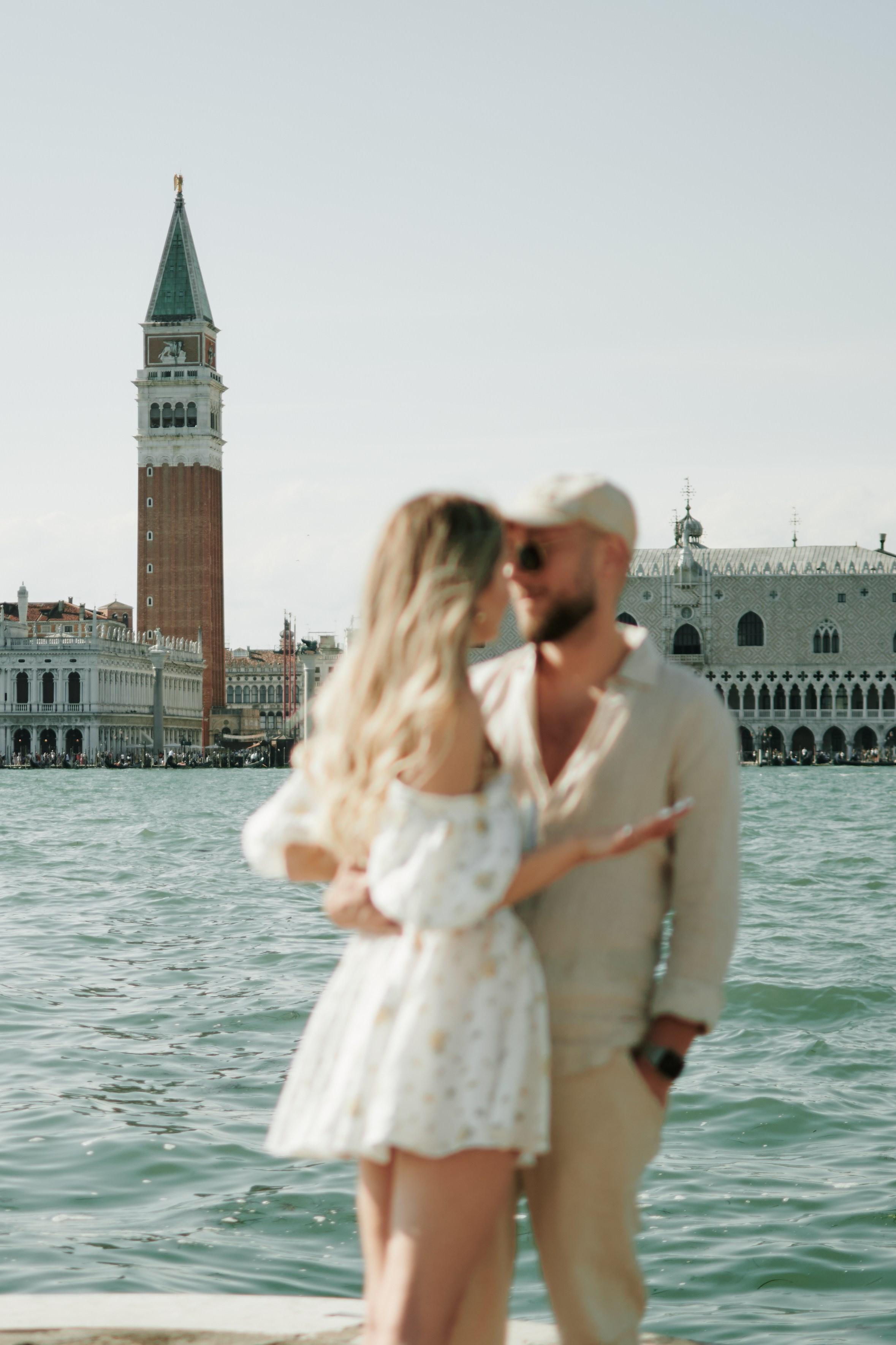 Surprise Engagement Photoshoot in Venice on a Boat. Photographer in Venice, Italy. Yana Zotova
