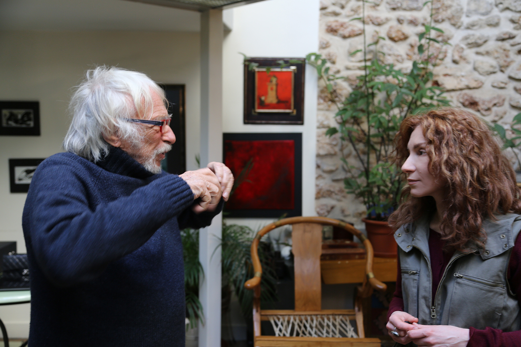 BIO, CRITIQUE ET CONTACT. Natalia Bogdanovska. Films et photographie corporate en France