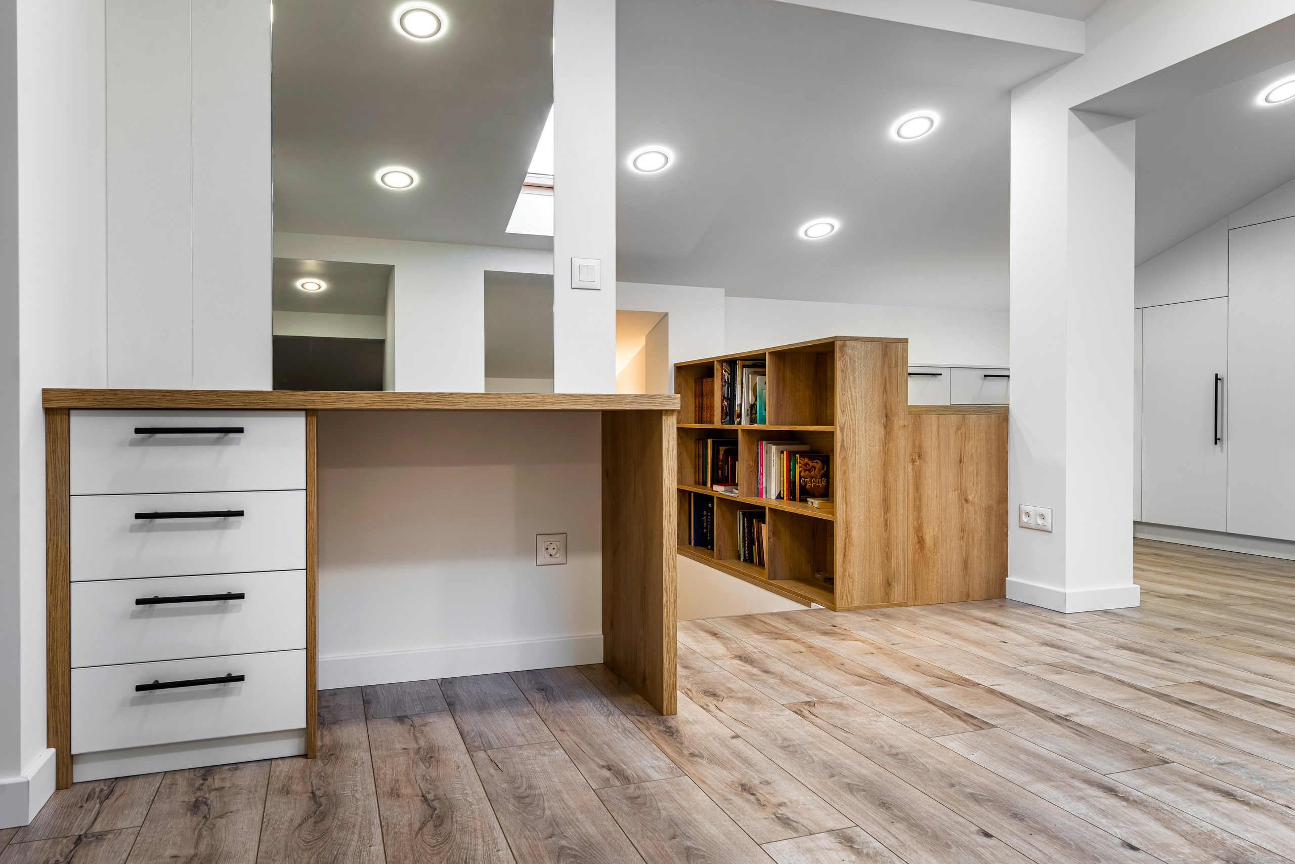 Мебели Русев-цялостно обзавеждане на три етажен семеен дом. Професионален фотограф в Пловдив и областта