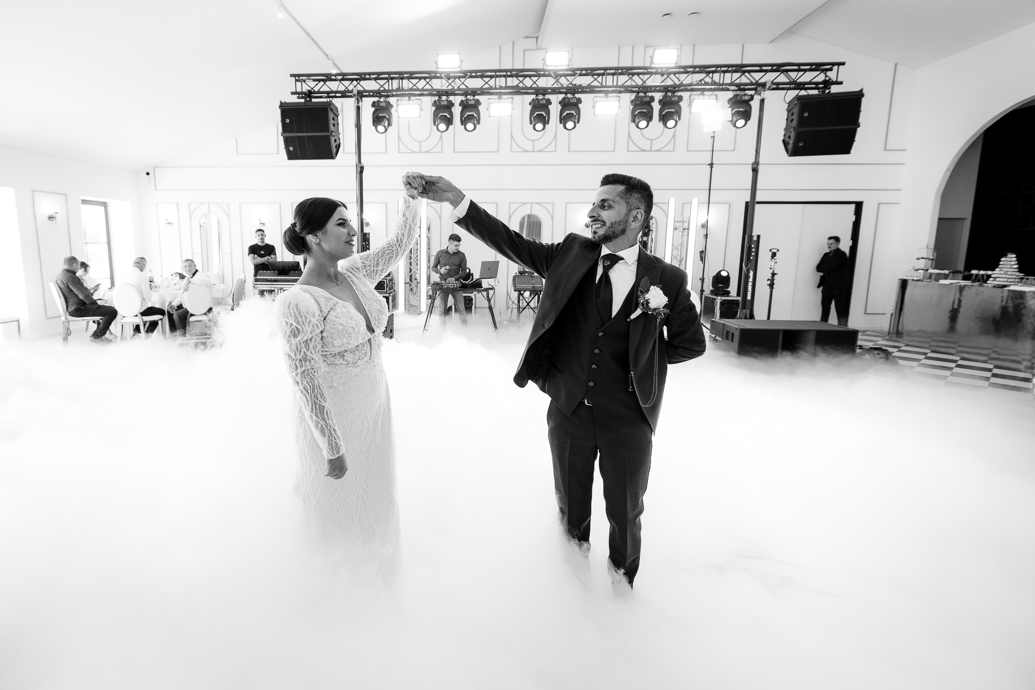 Anca & Alex. Mugurel Olteanu Fotograf