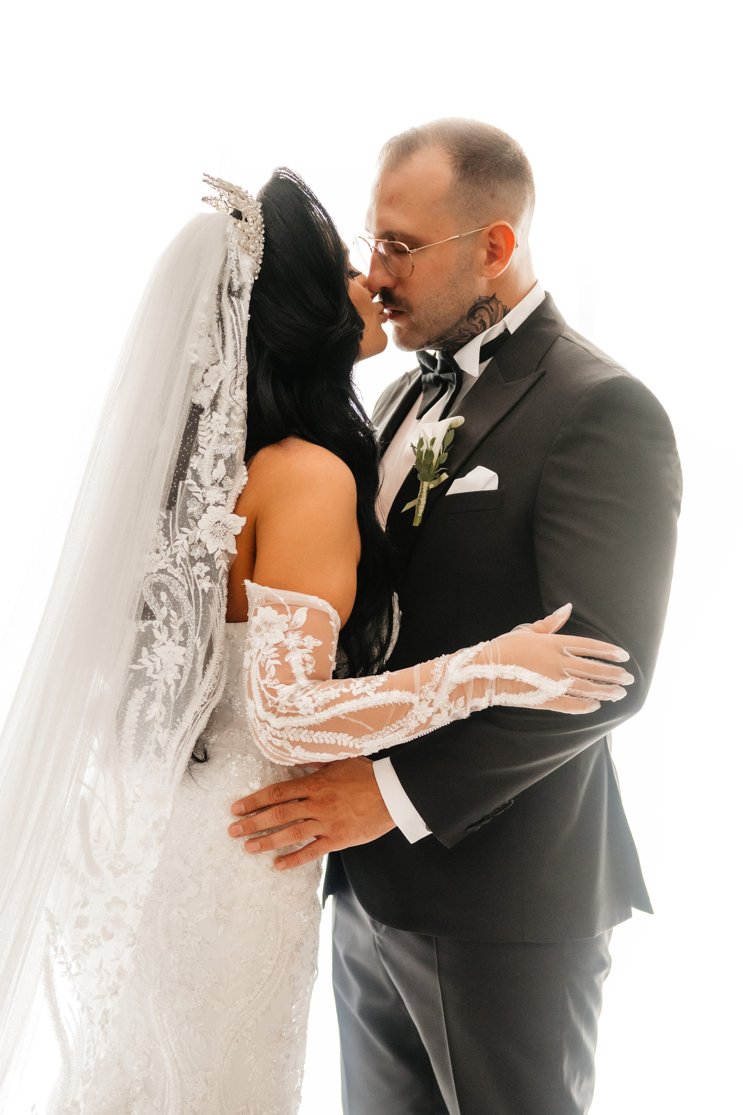 🤎 M a r i n a & A l i n - Wedding Day Preview. Wedding & Family Photographer