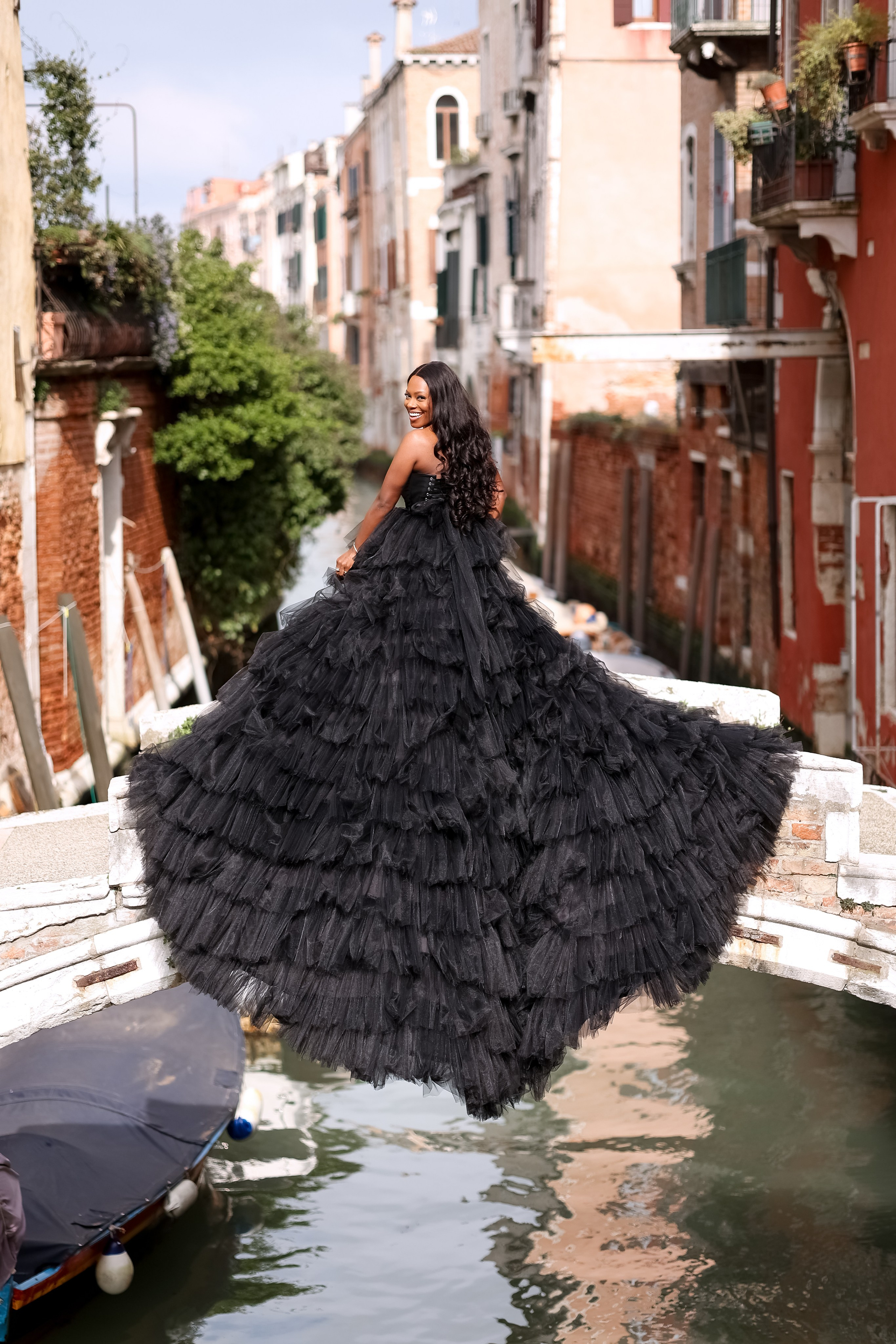 rent dress for photo shoot in Venice