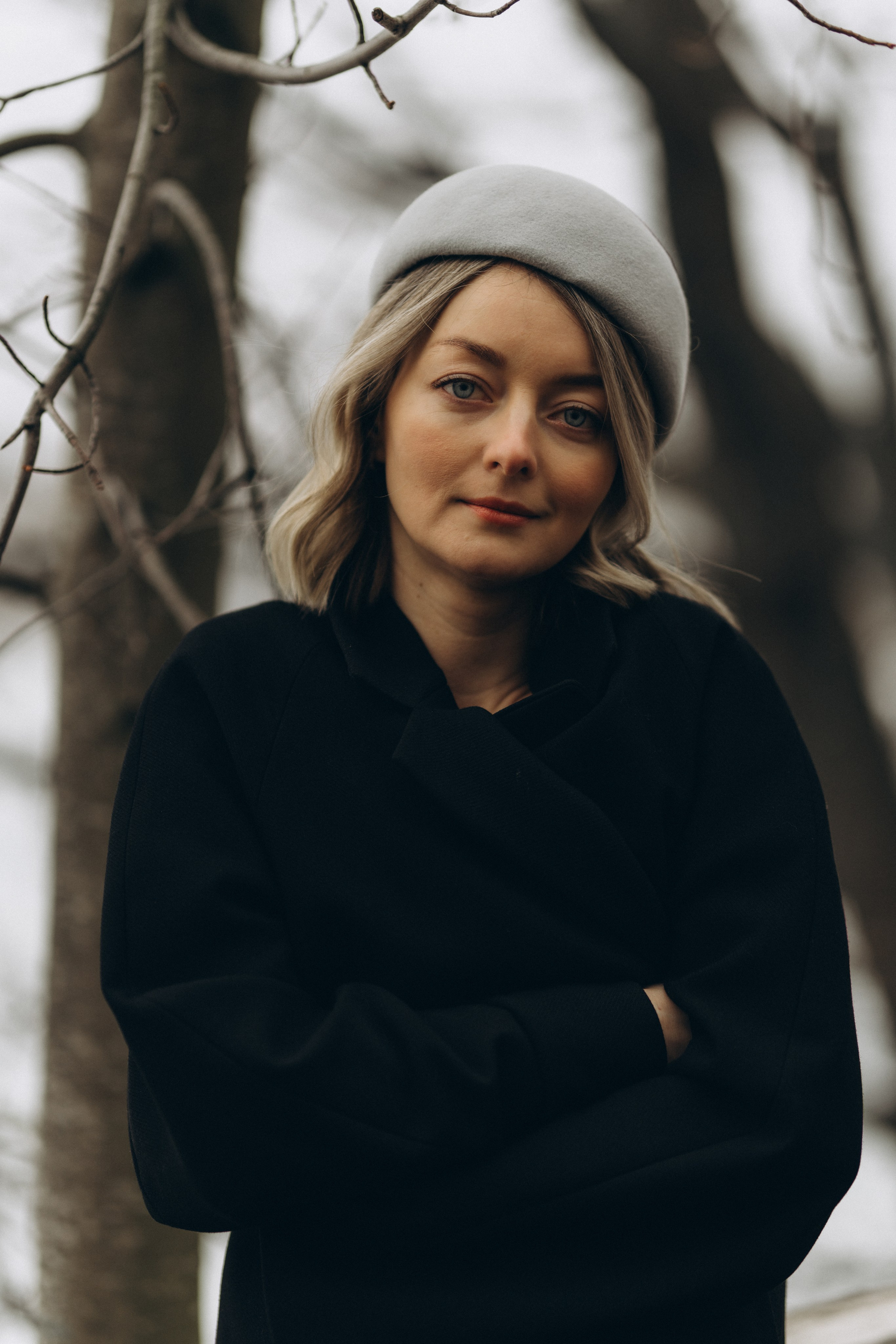 Woman phoshoot. Wedding and portrait photographer in Helsinki Vickan O