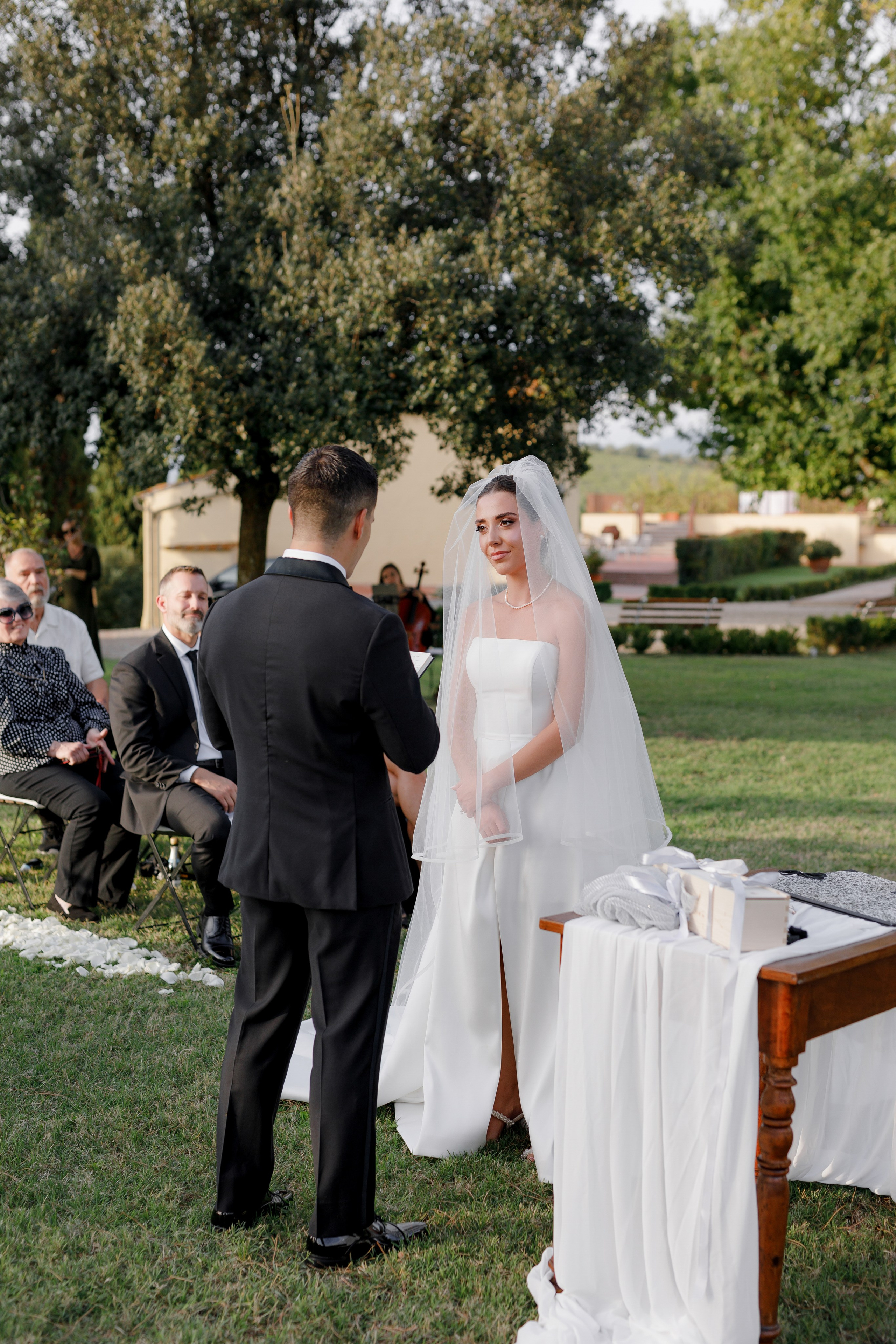 Dom&Ally. Wedding photographer Italy