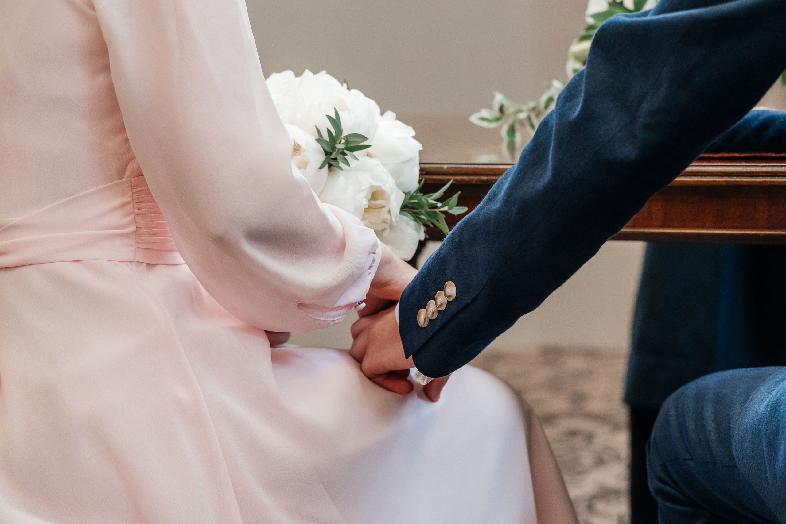 Reading Town Hall, Reading Town Hall civil ceremony, small wedding at Reading Town Hall, wedding at Reading, wedding at Reading, civil ceremony at Reading, small civil ceremony Reading Town Hall