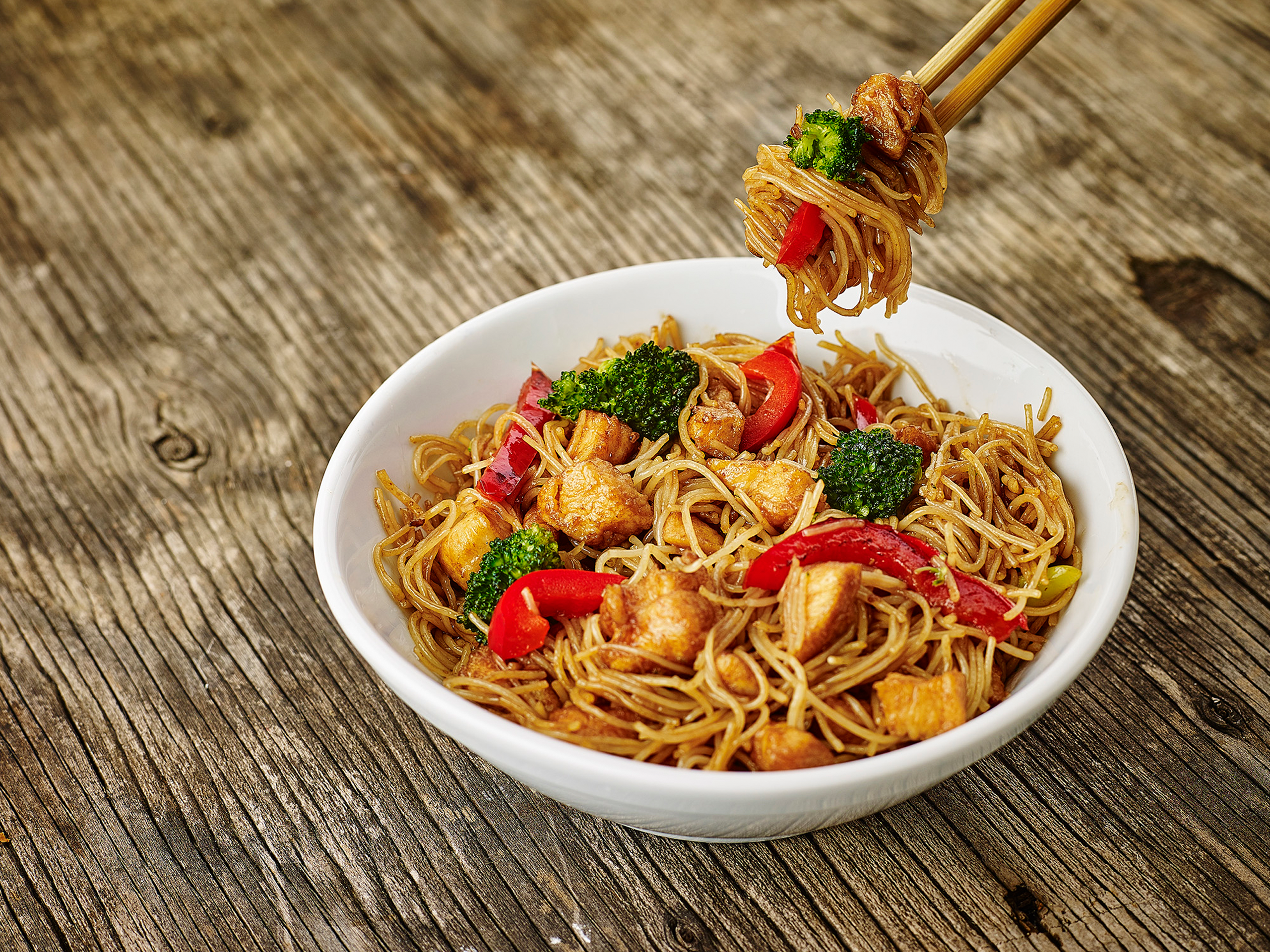 Commercial and studio photographer in Belgrade