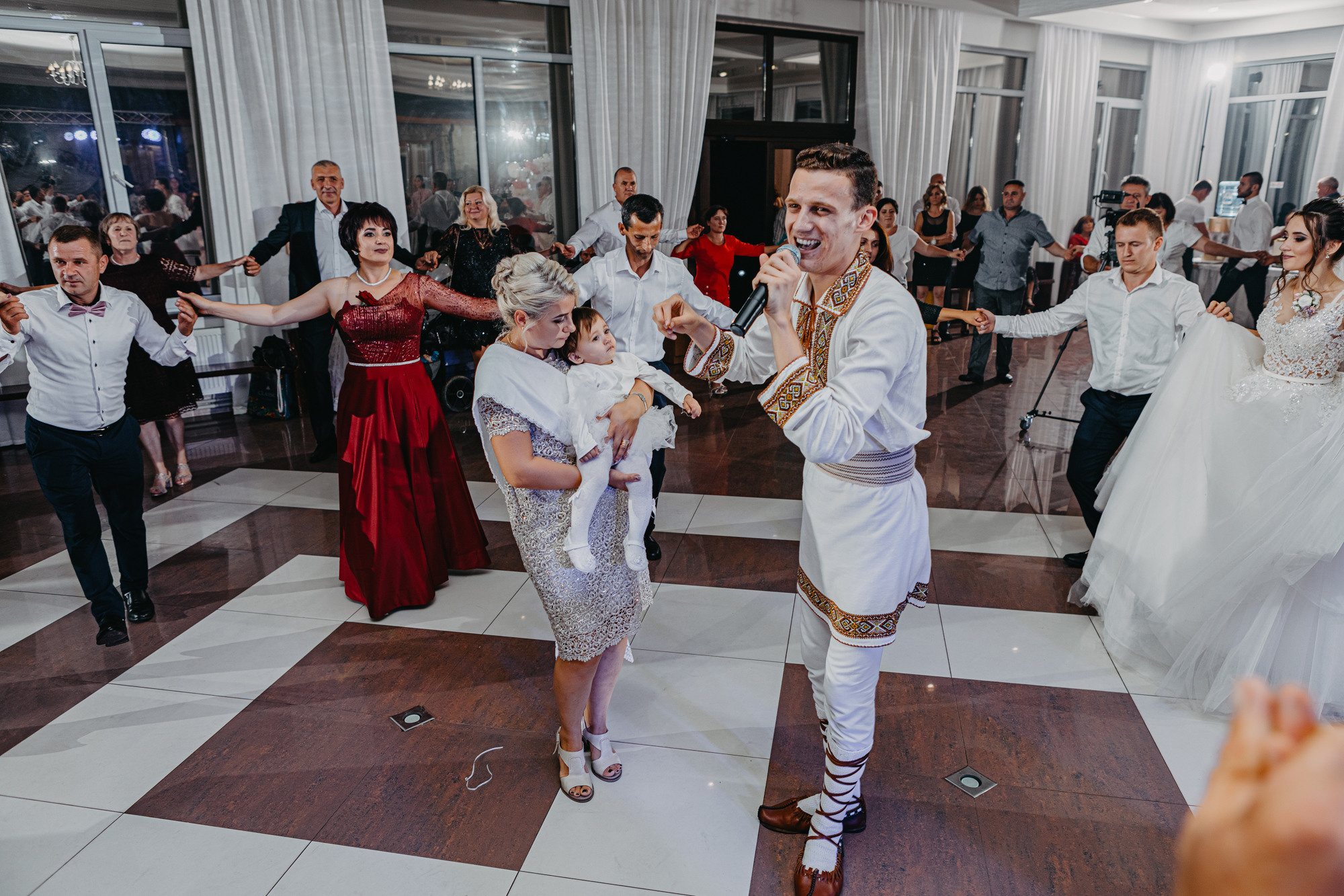 Costel si Mihaela. Φωτογράφος και βιντεογράφος γάμου