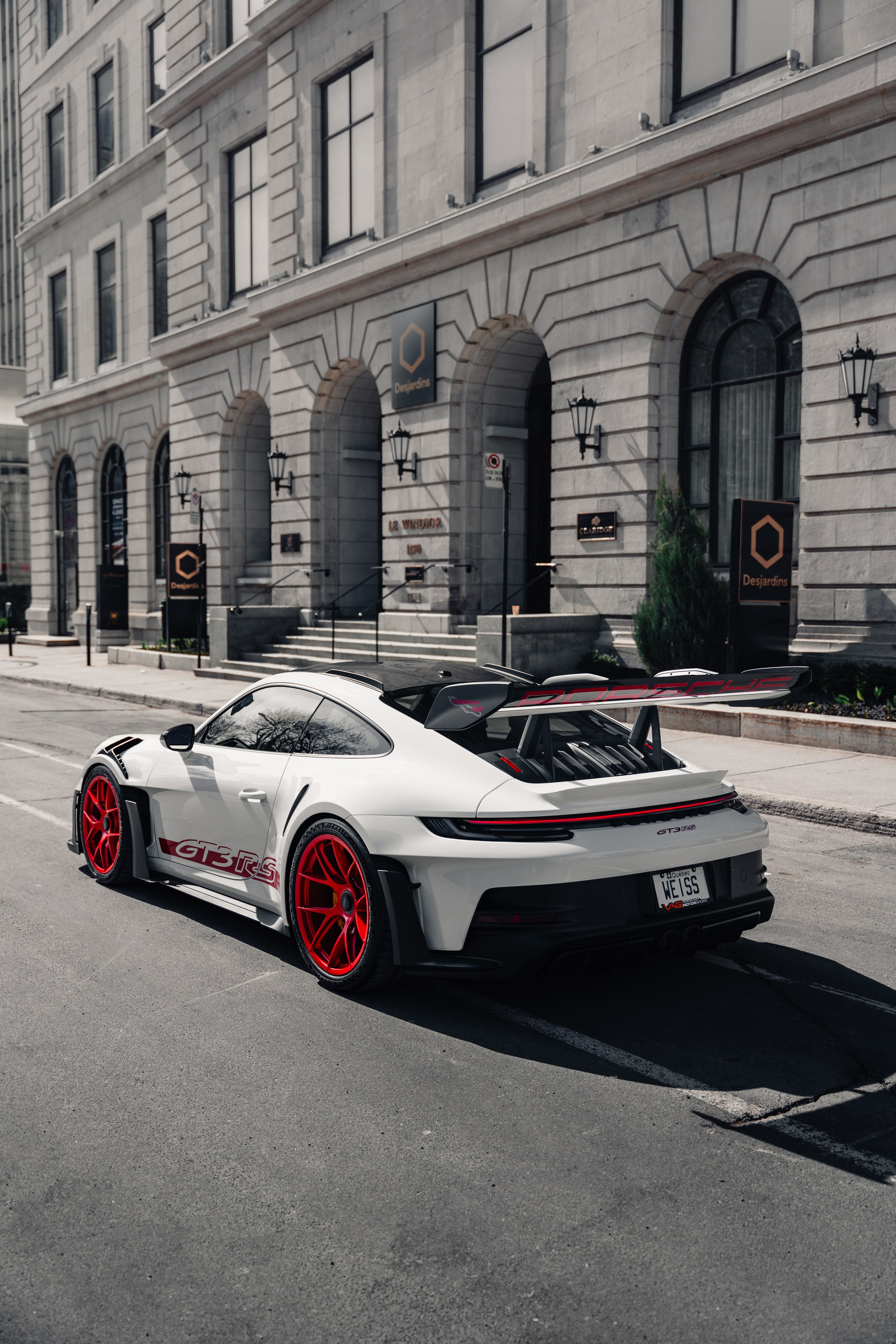 Porsche 992 GT3RS. Photographer in Paris — Vitalii Motruk