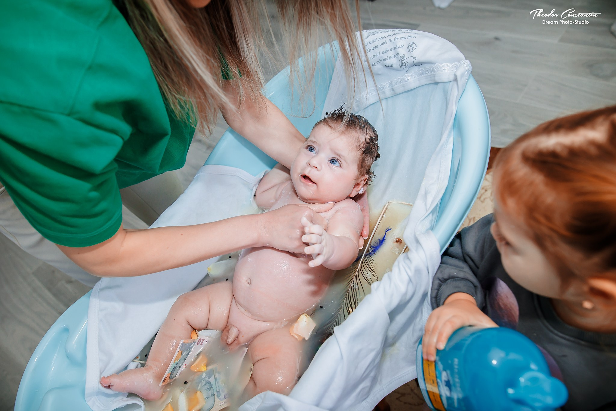 Botez. Dream Studio Galați – ședințe foto profesionale pentru familie, portrete și evenimente