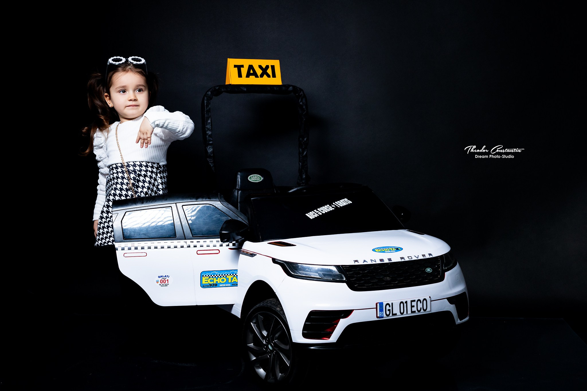 Studio. Dream Studio Galați – ședințe foto profesionale pentru familie, portrete și evenimente