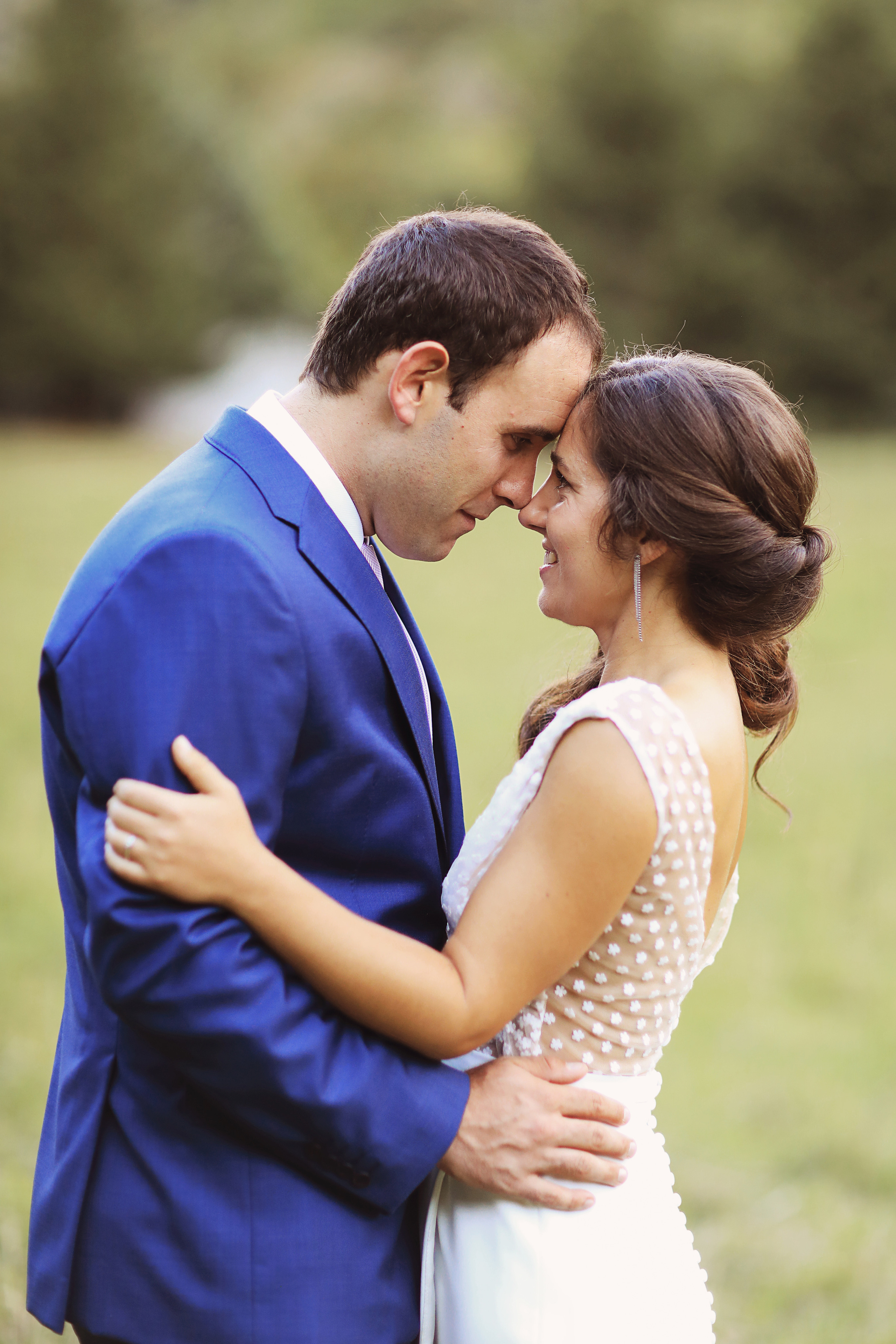 «Tras 10 años de estar contigo…». Fotografía de Eventos, Embarazo y Familiar en Pirineos